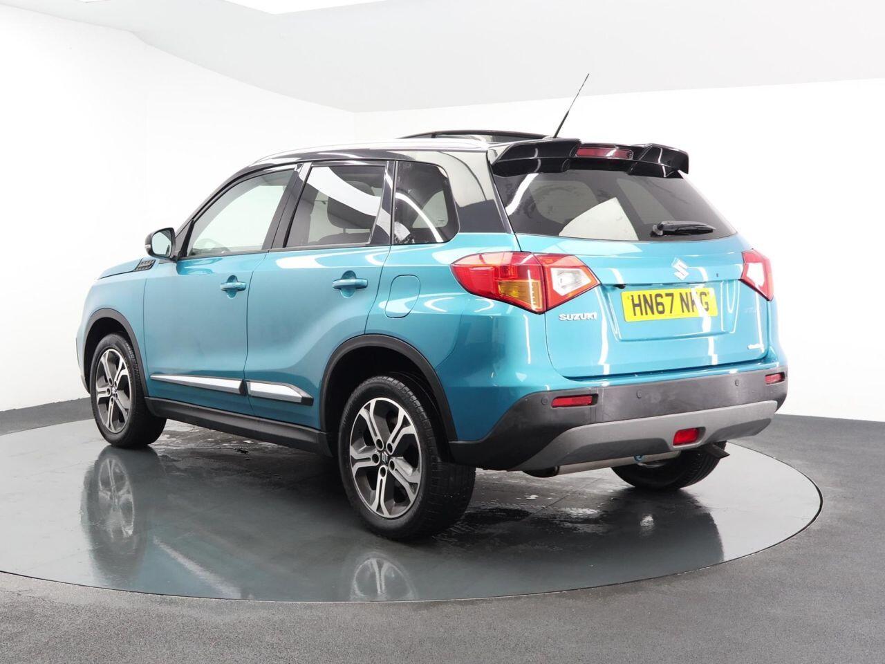 Suzuki Vitara - Image 9