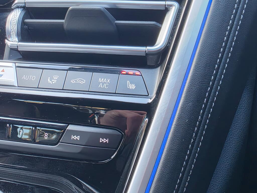 BMW 8 Series - Image 31