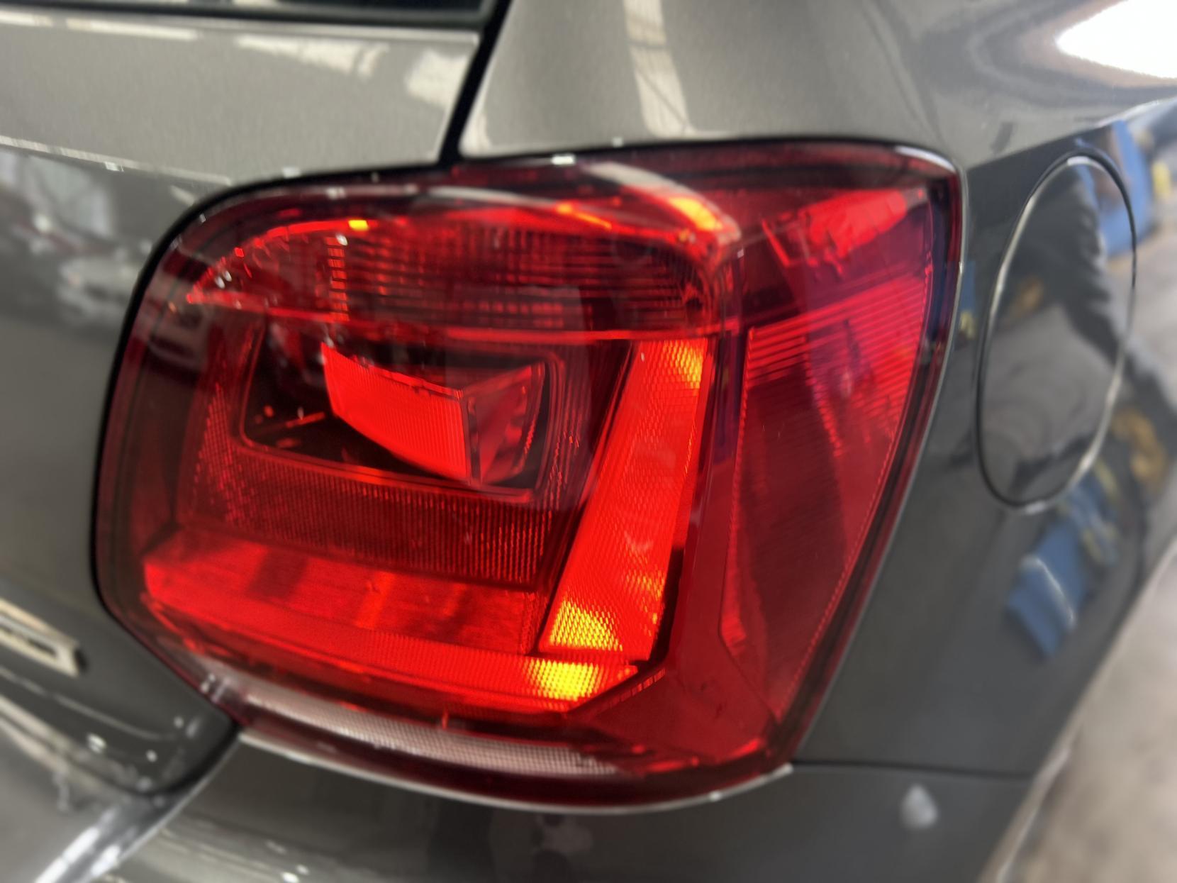 Volkswagen Polo - Image 13