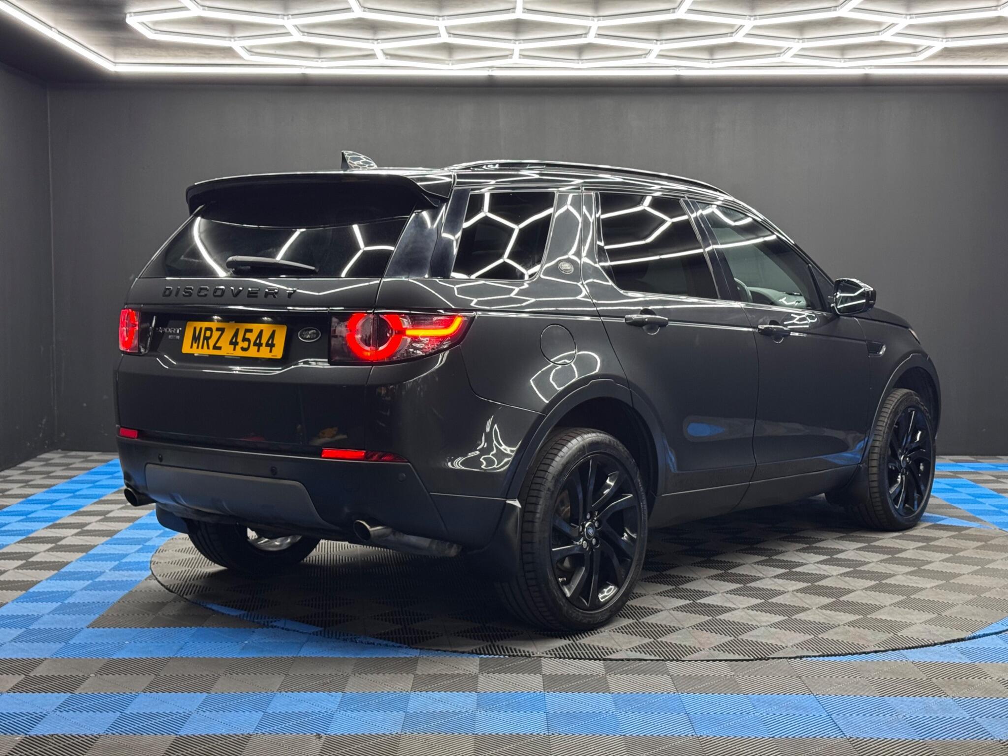 Land Rover DISCOVERY SPORT - Image 5