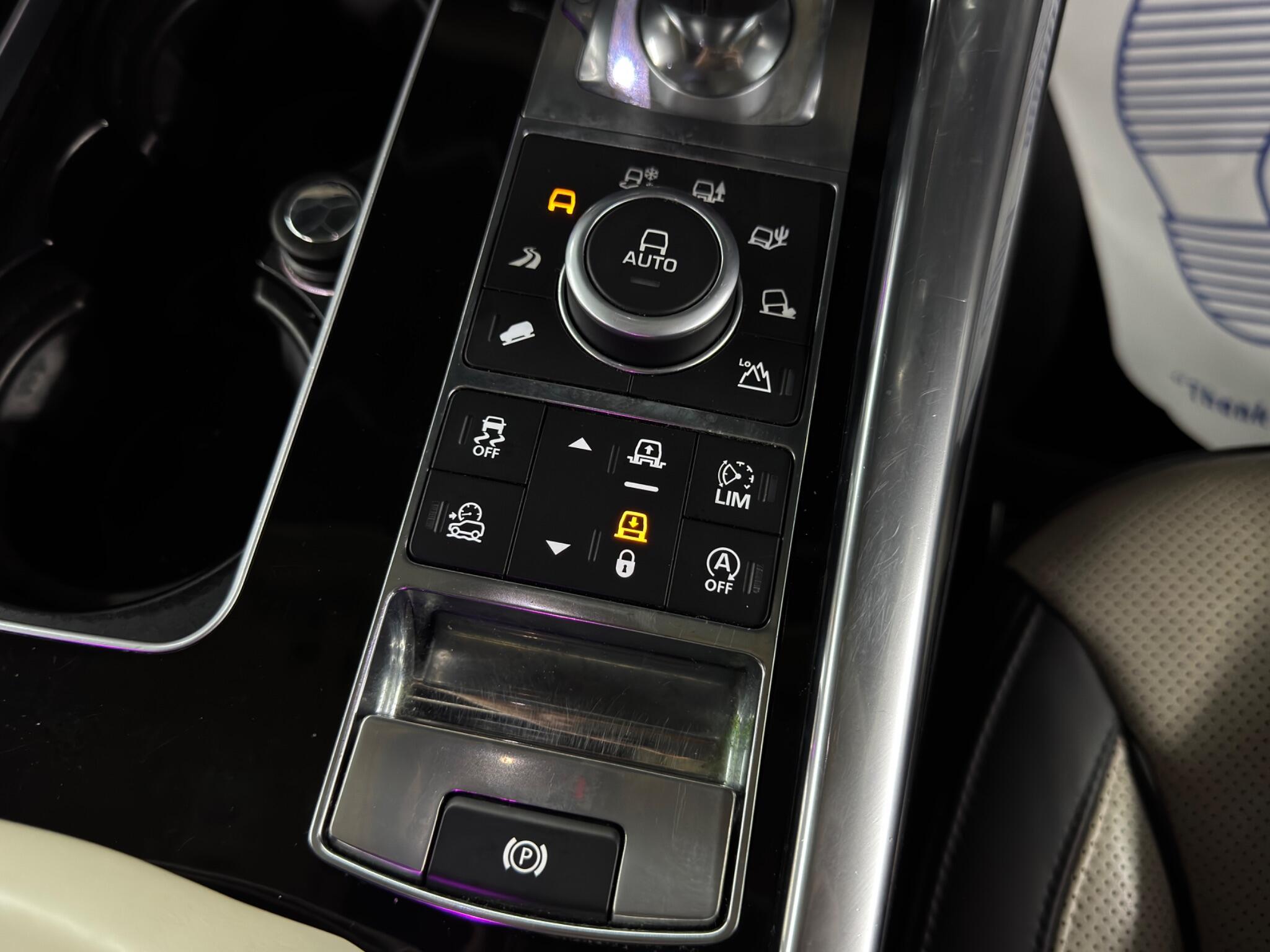 Land Rover RANGE ROVER SPORT - Image 28