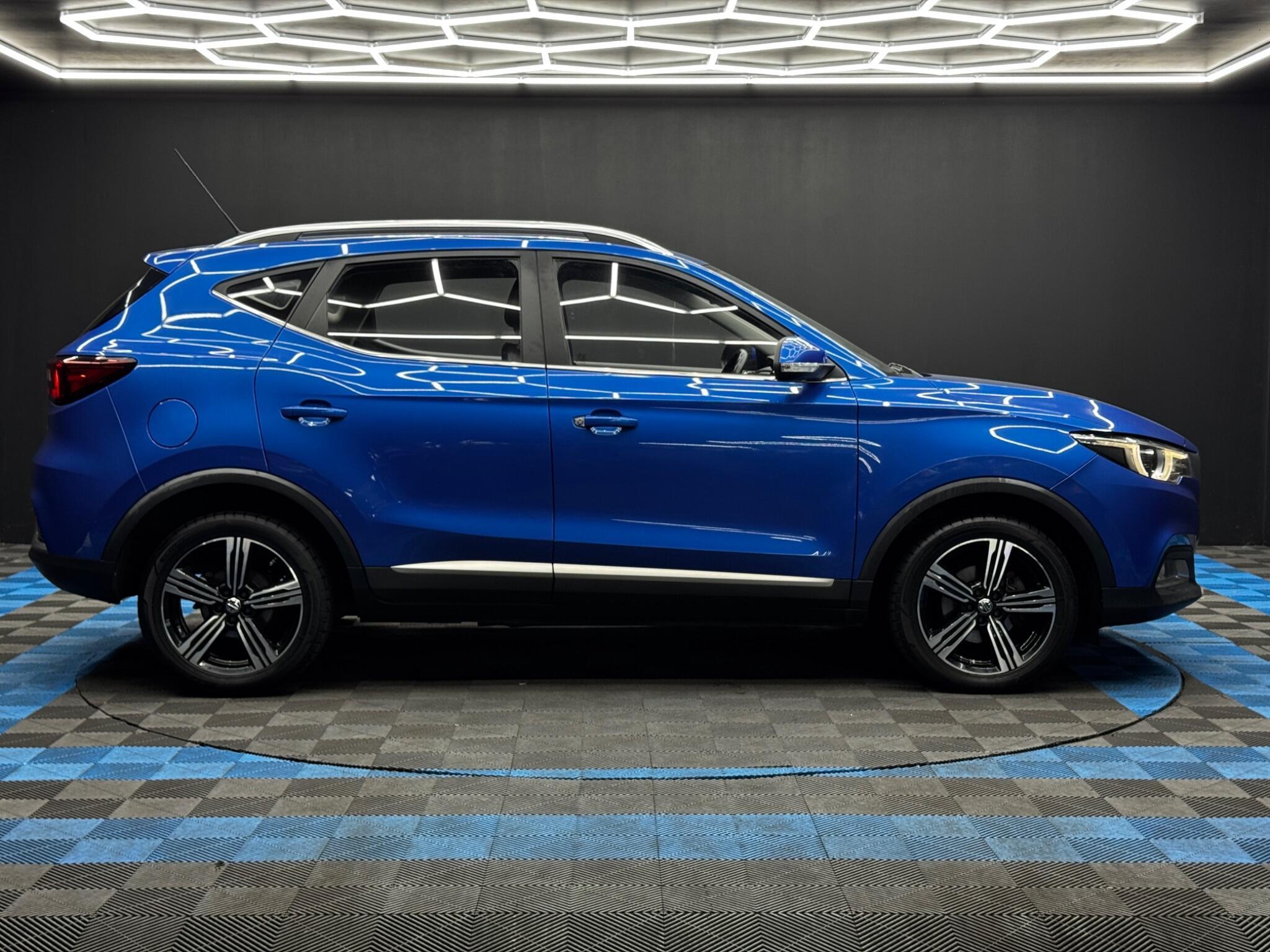 MG MG ZS - Image 4