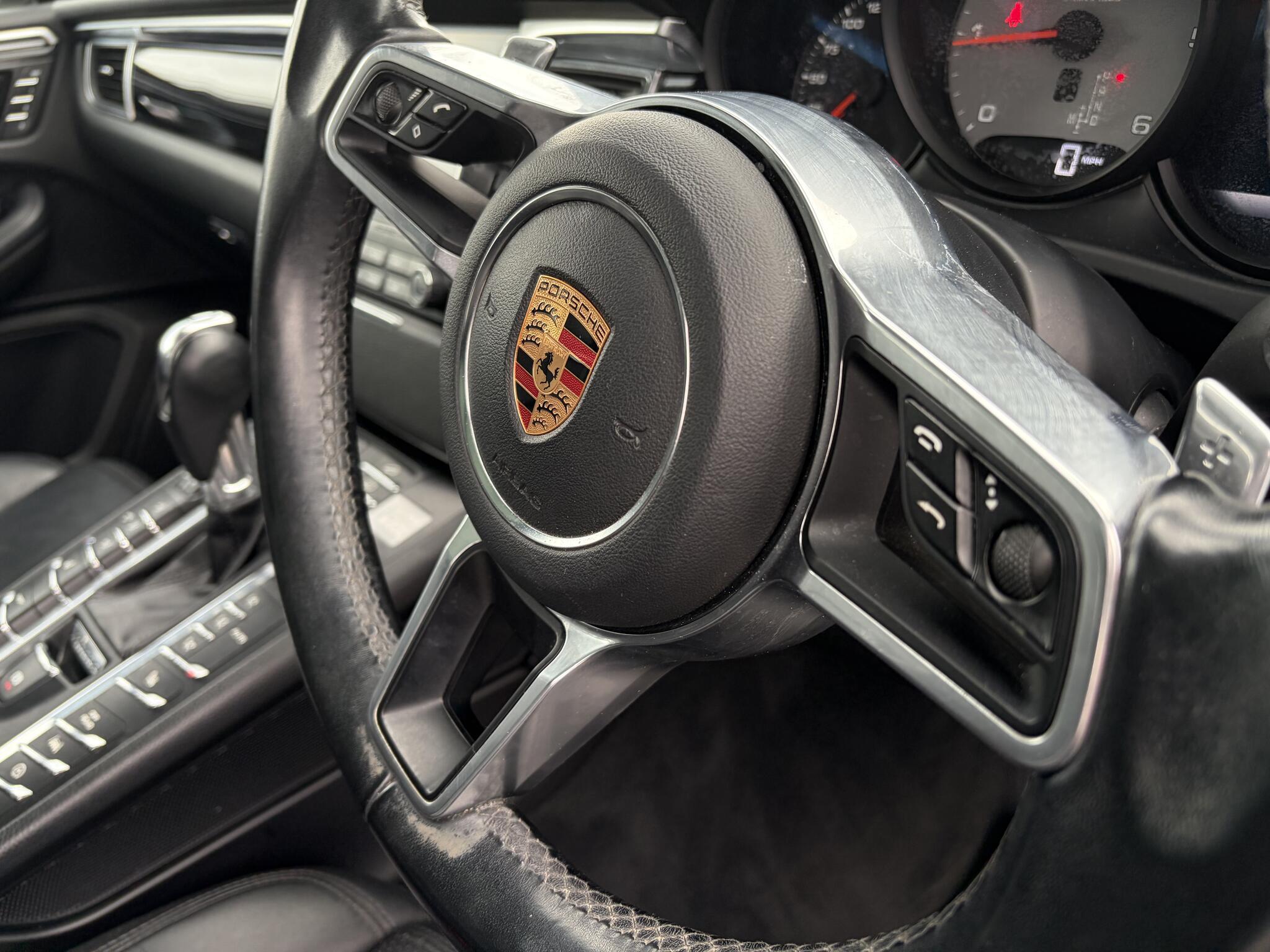 Porsche Macan - Image 7