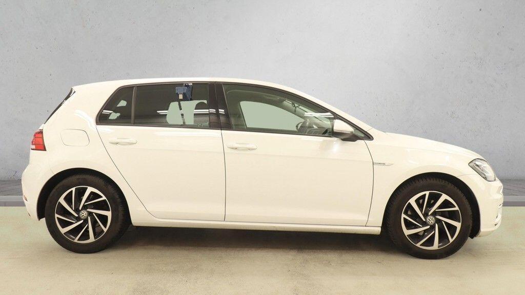 Volkswagen Golf - Image 8