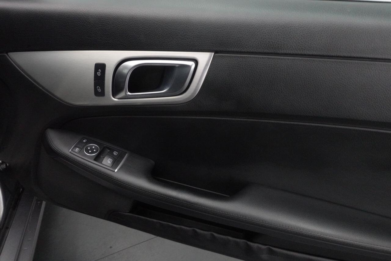 Mercedes-benz SLK - Image 18