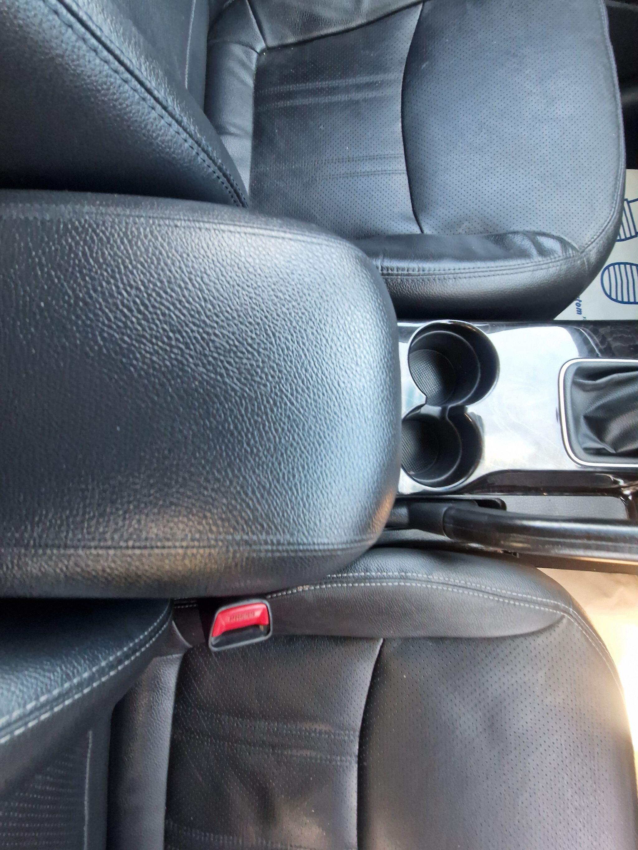 Kia Sorento - Image 29