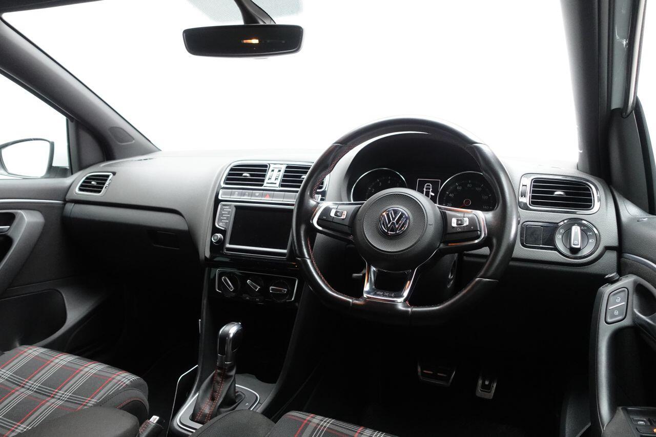 Volkswagen Polo - Image 17