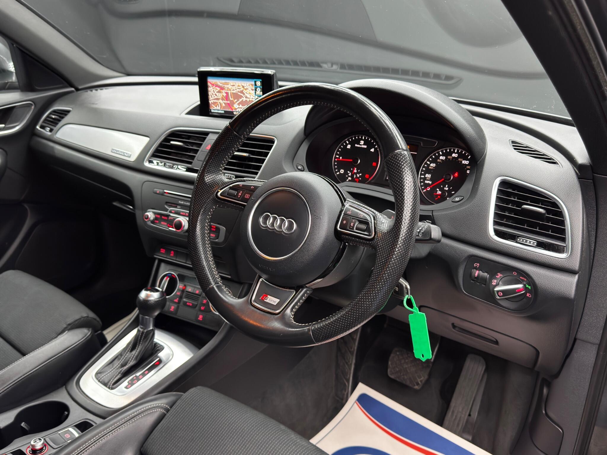 Audi Q3 - Image 9