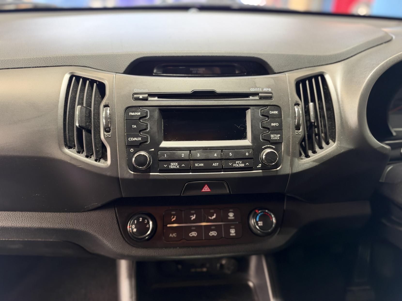 Kia Sportage - Image 16