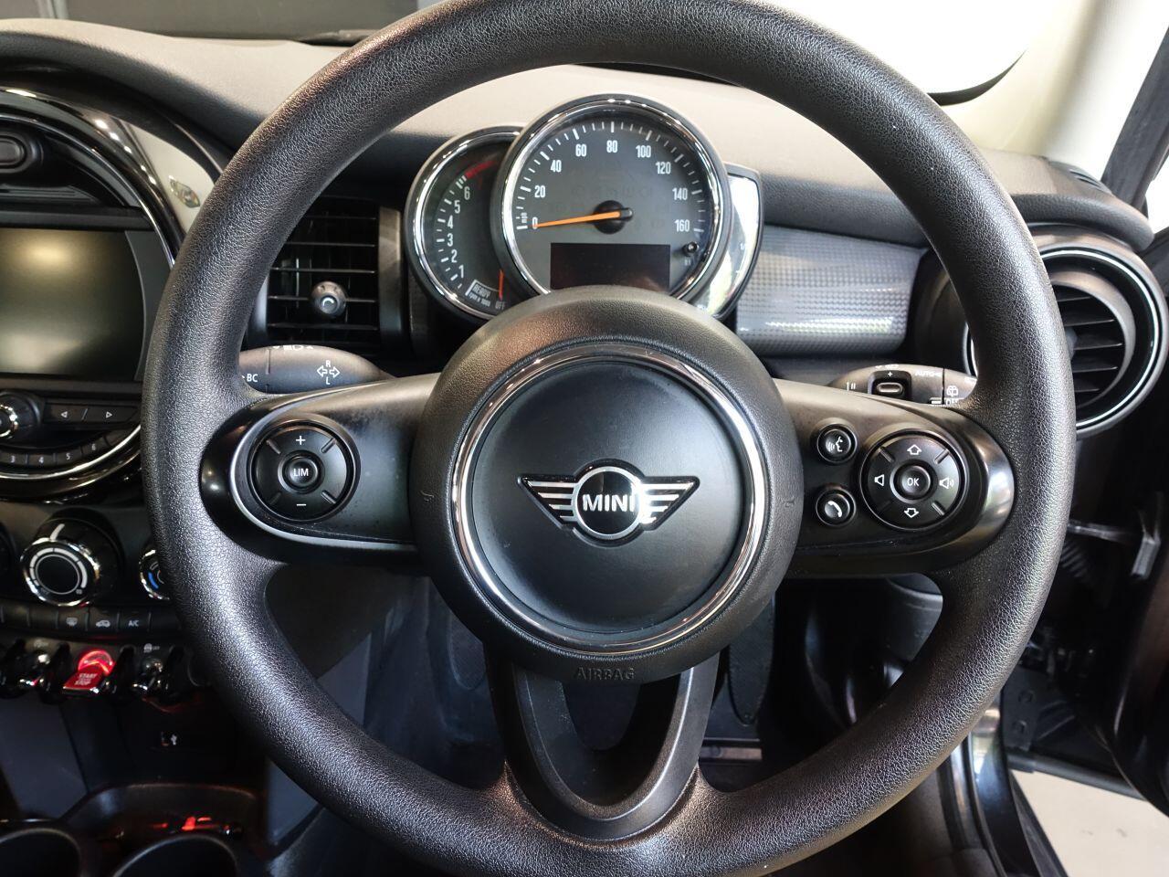 MINI Hatch - Image 3