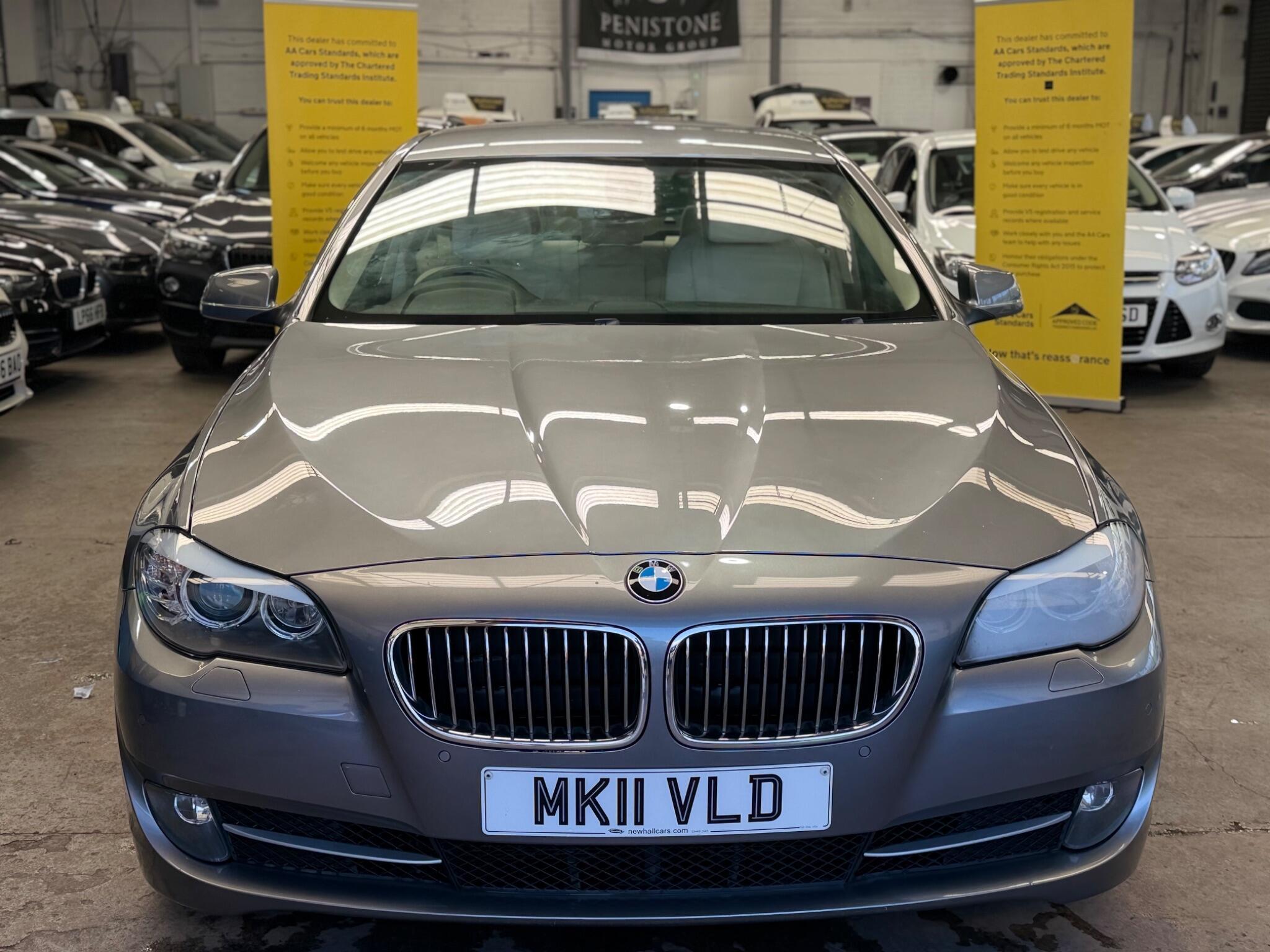 BMW 5 Series - Image 2