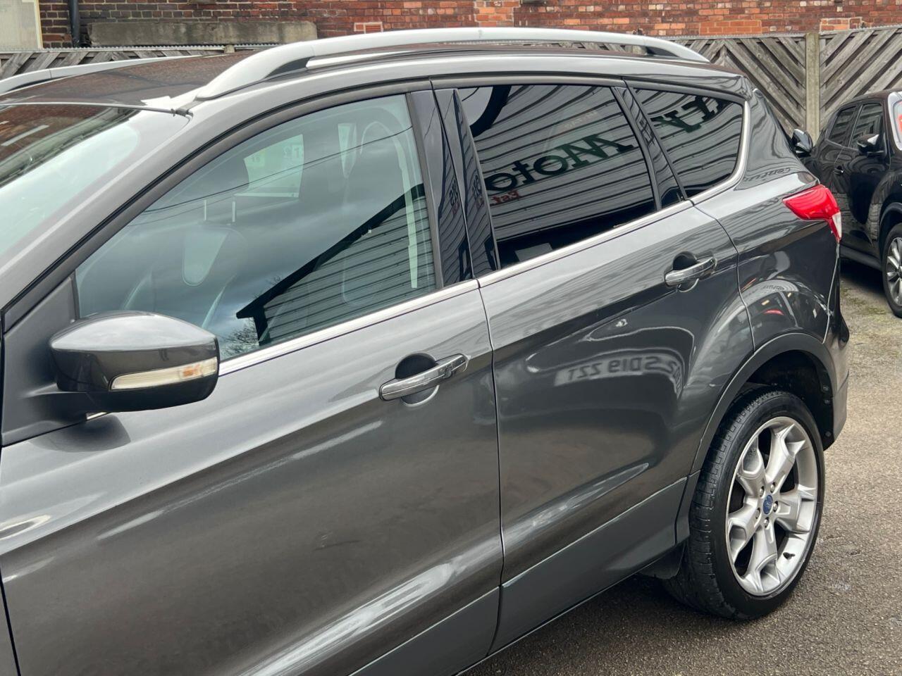 Ford Kuga - Image 15