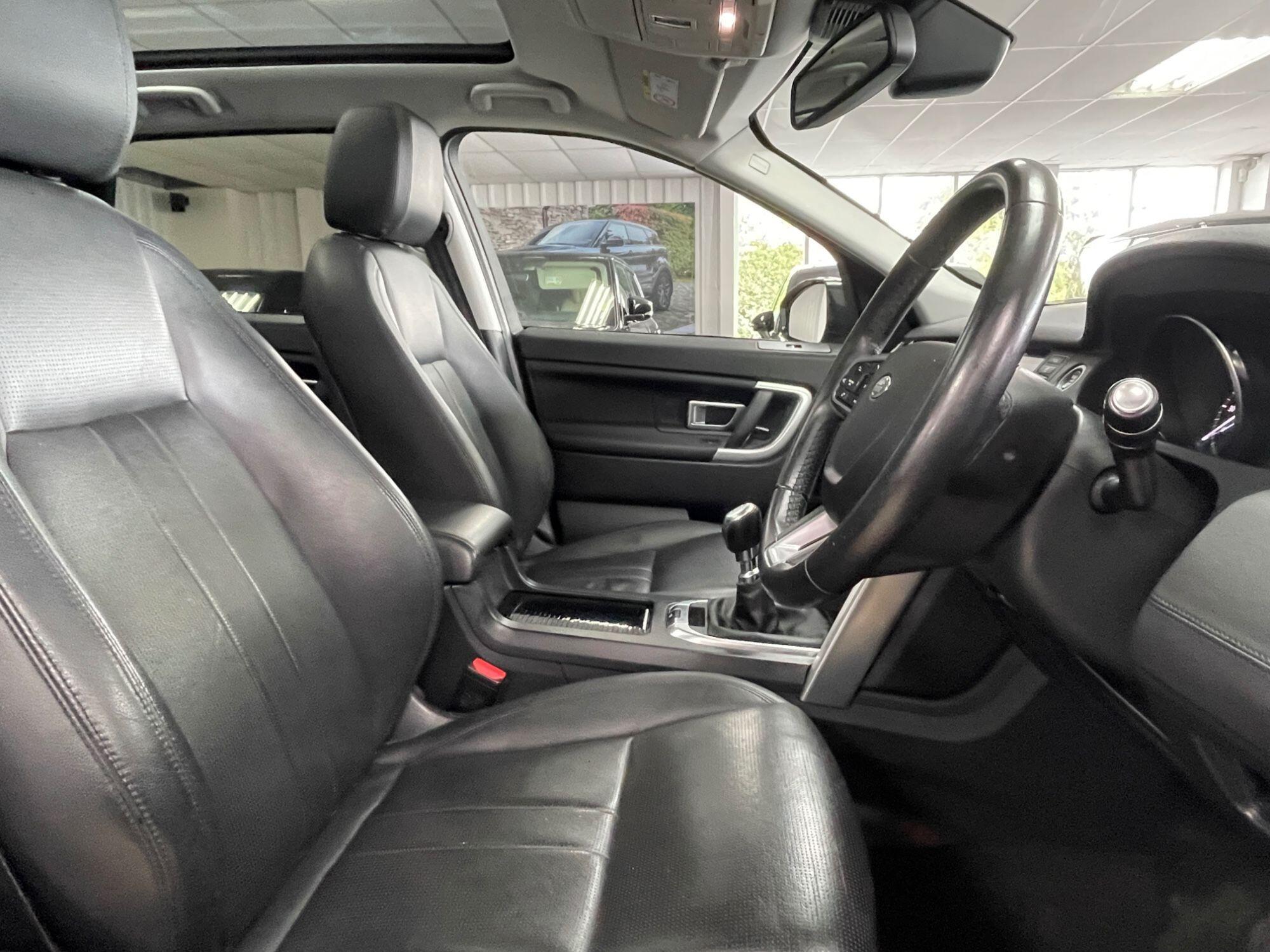 Land Rover DISCOVERY SPORT - Image 24