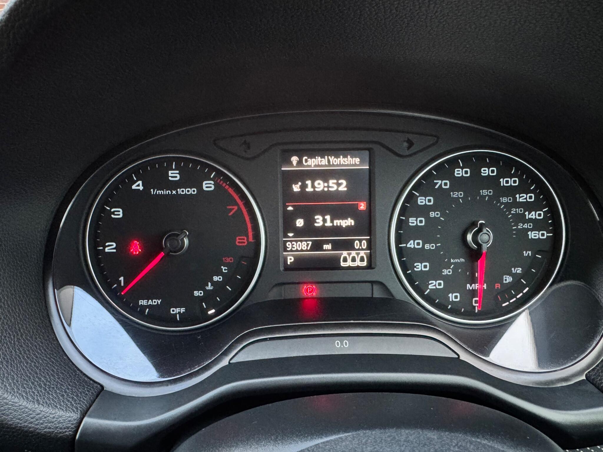Audi Q2 - Image 10