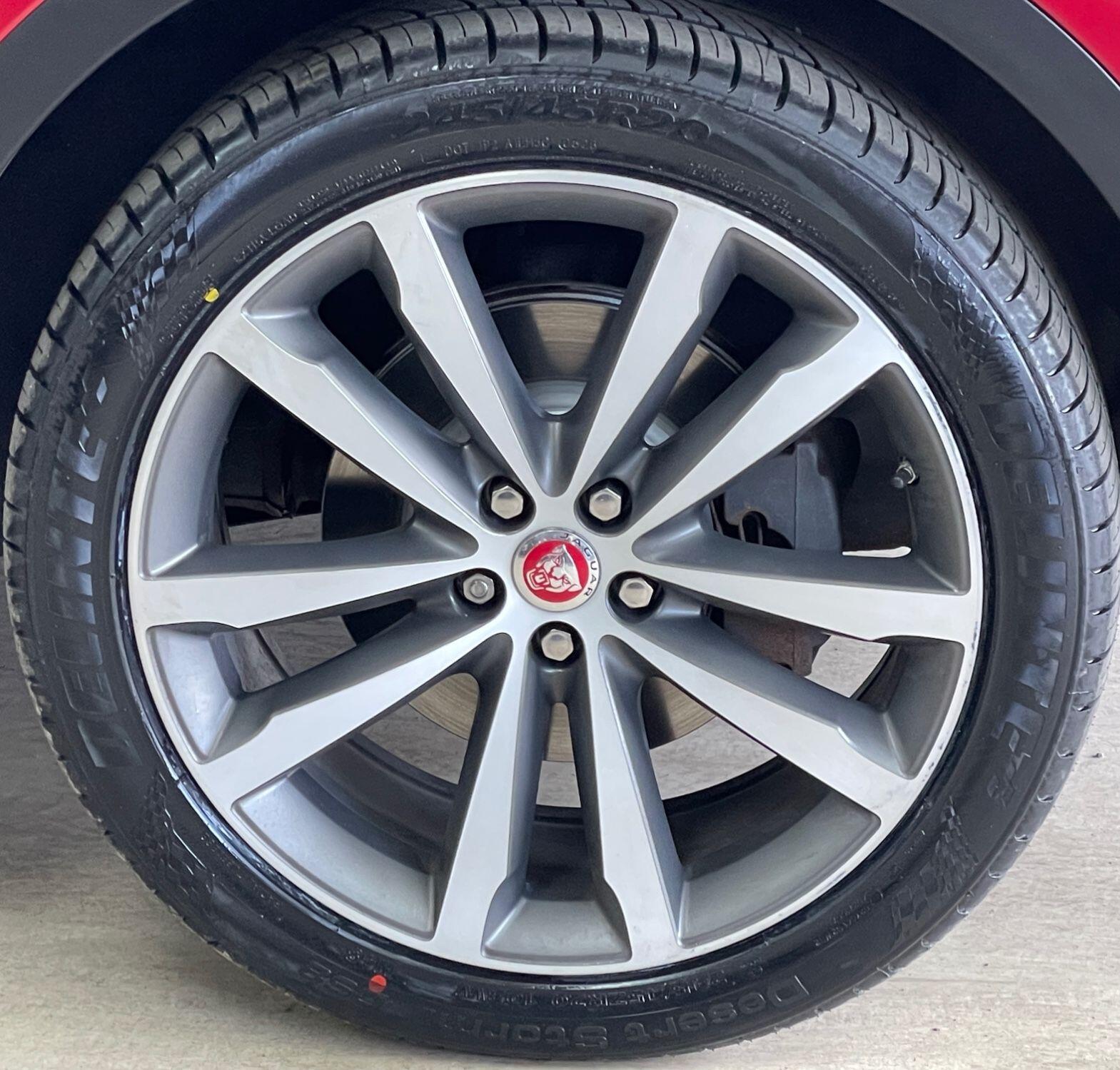 Jaguar E-Pace - Image 16