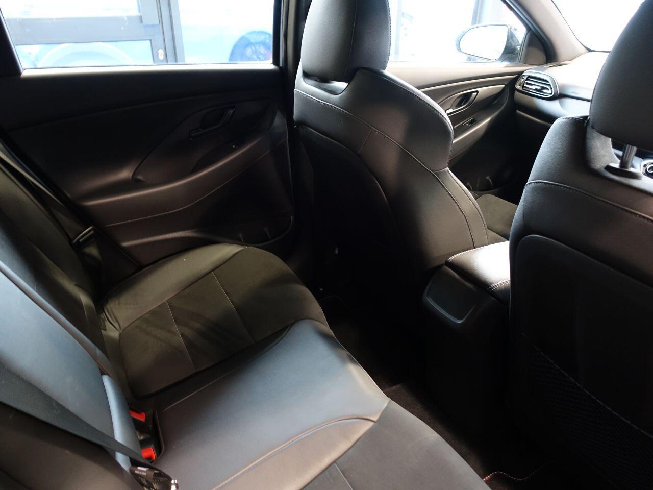 Hyundai i30 - Image 20