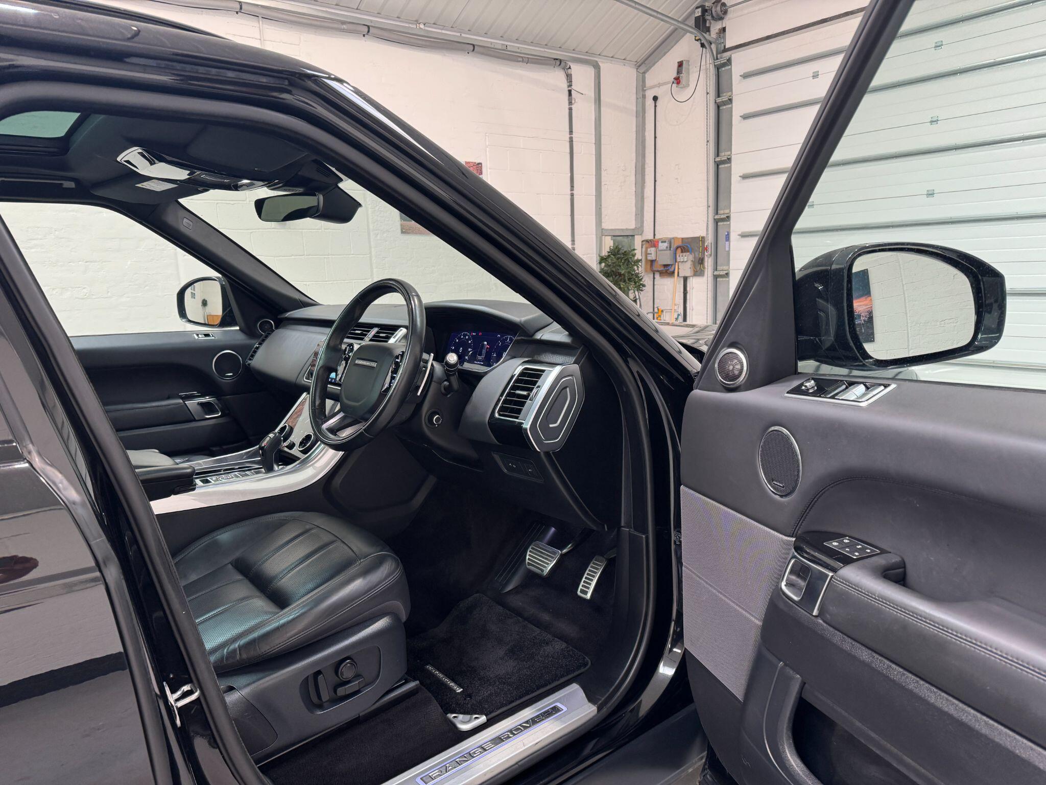 Land Rover RANGE ROVER SPORT - Image 19