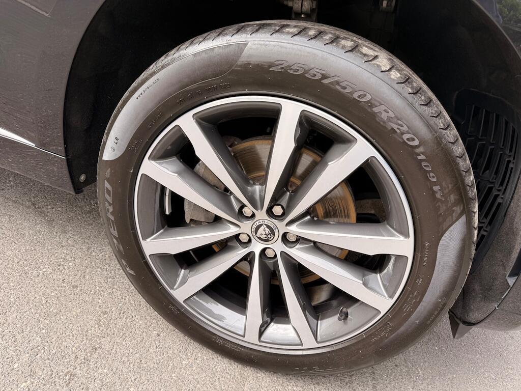Jaguar F-Pace - Image 14
