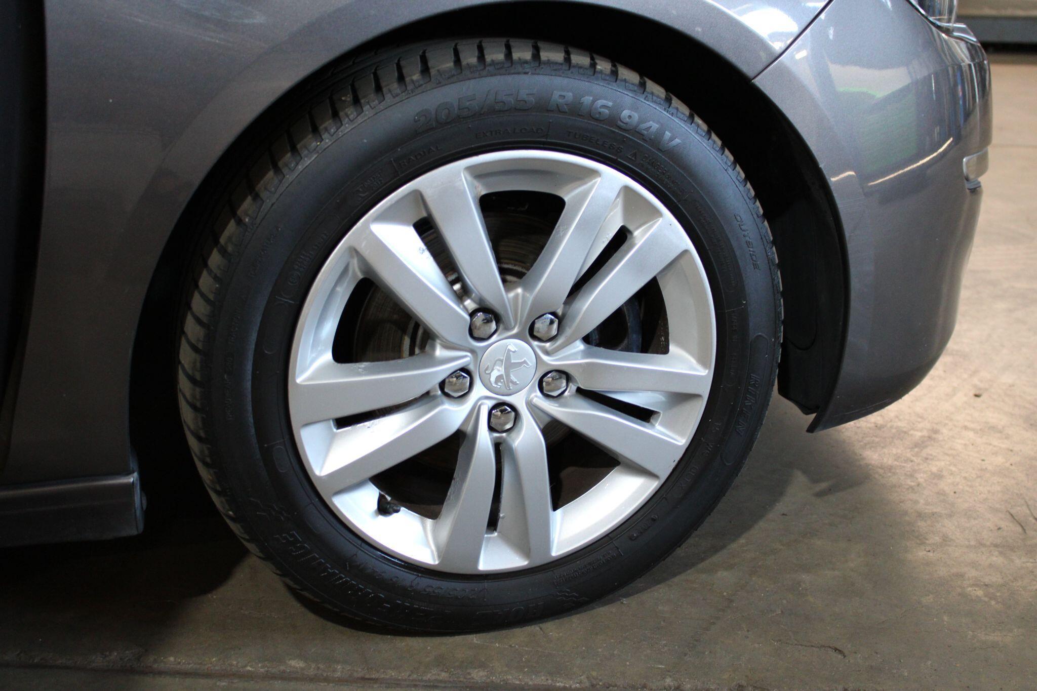 Peugeot 2008 - Image 20