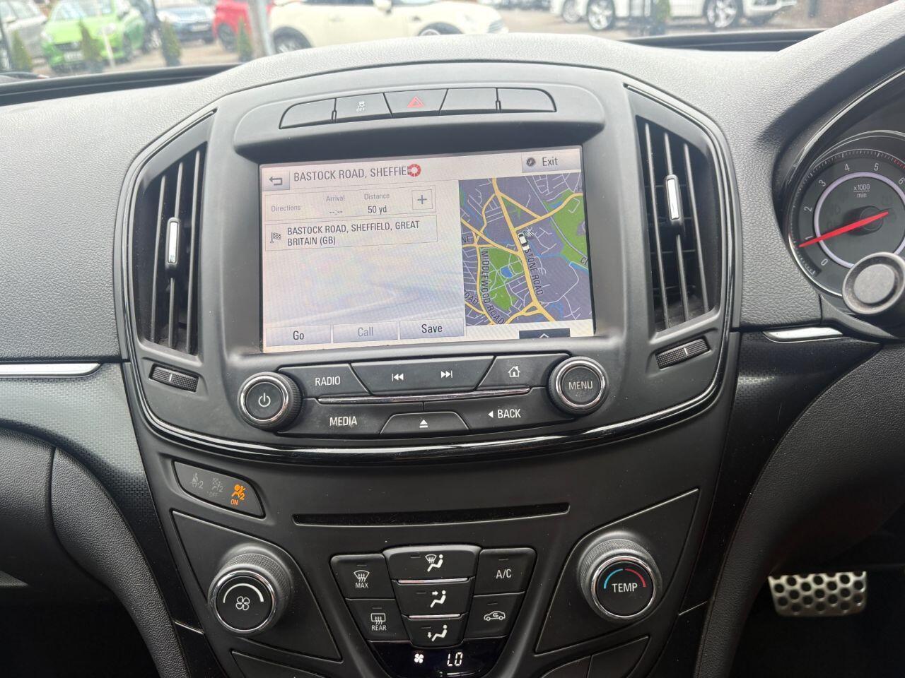 Vauxhall Insignia - Image 11
