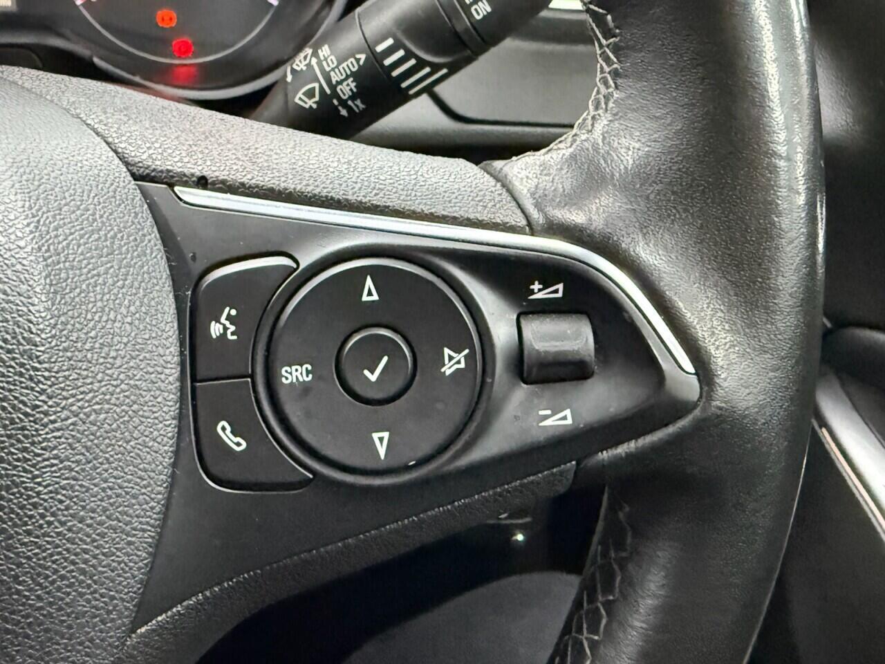 Vauxhall Grandland X - Image 19