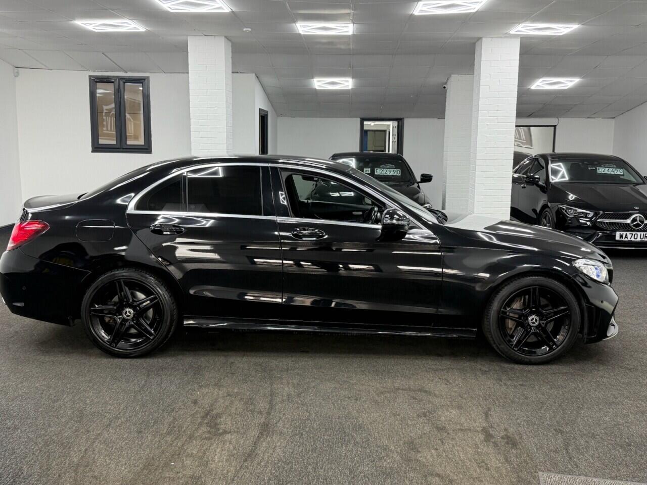 Mercedes C-Class - Image 6