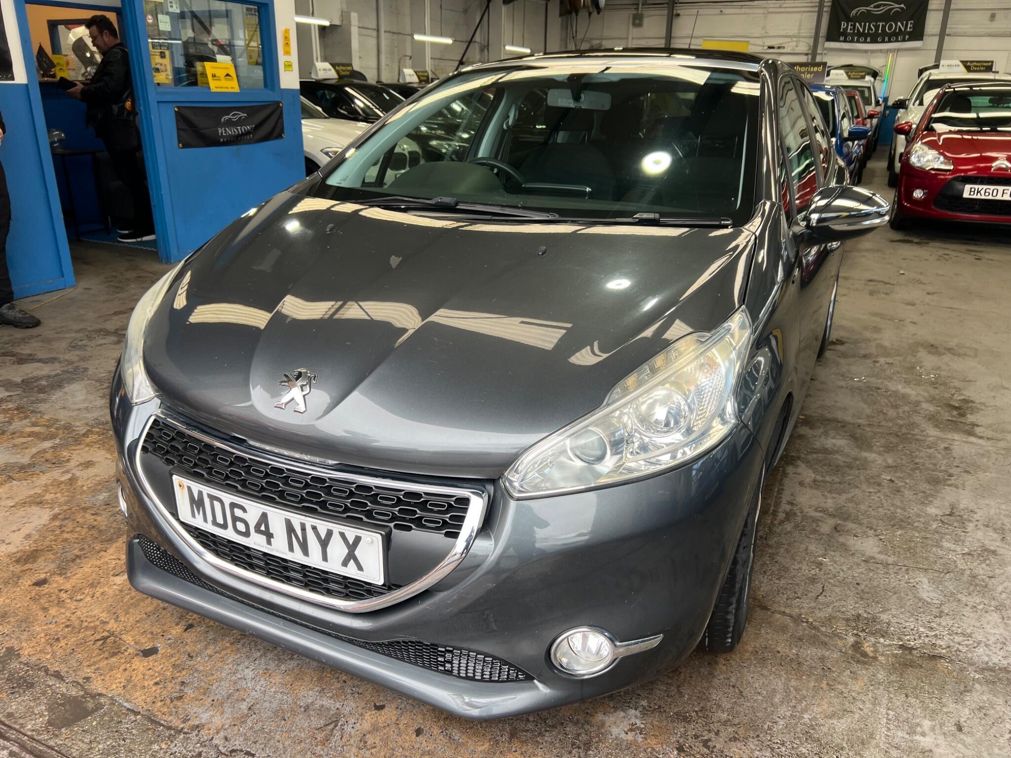 Peugeot 208 - Image 2