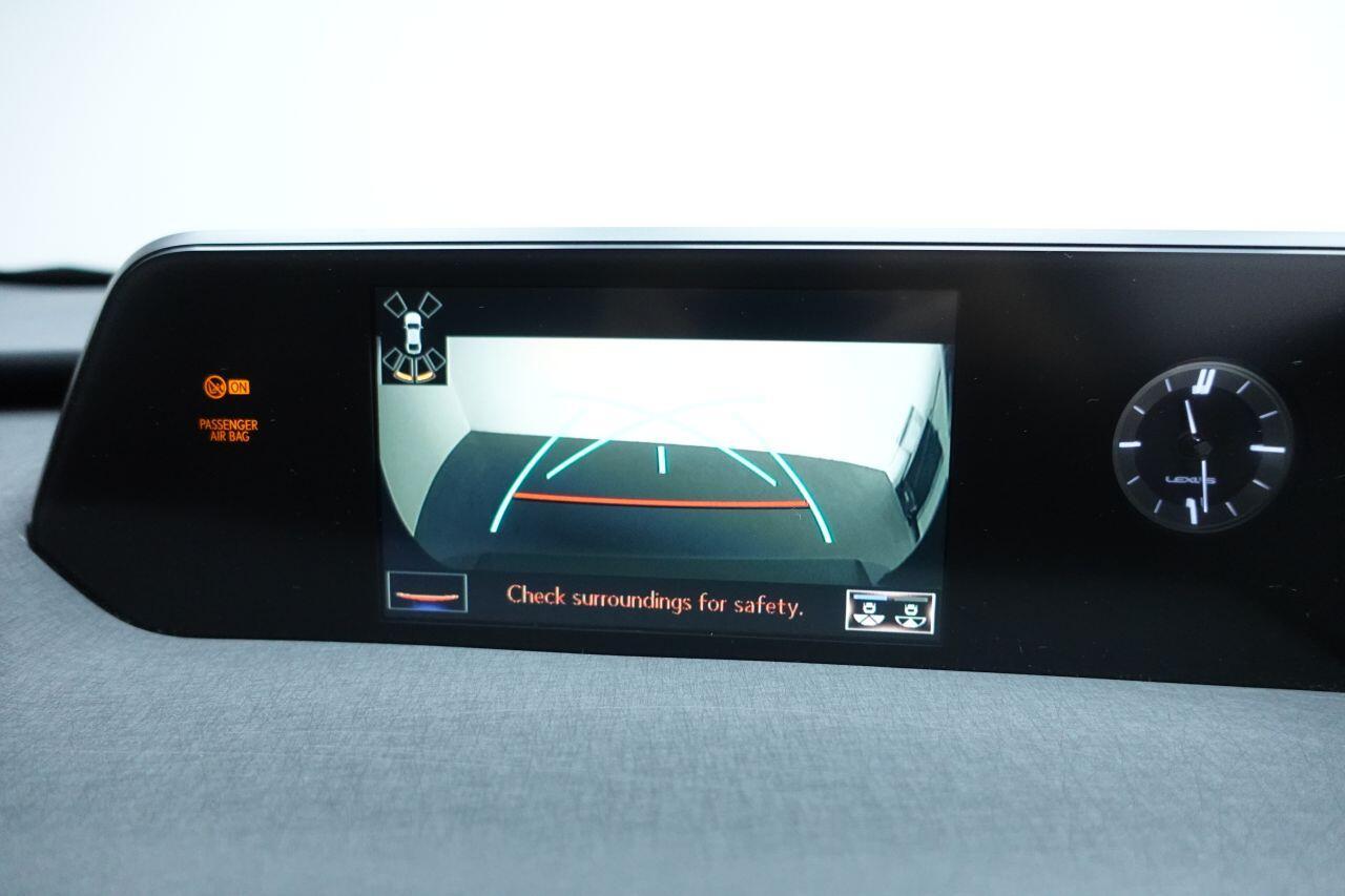 Lexus UX - Image 3