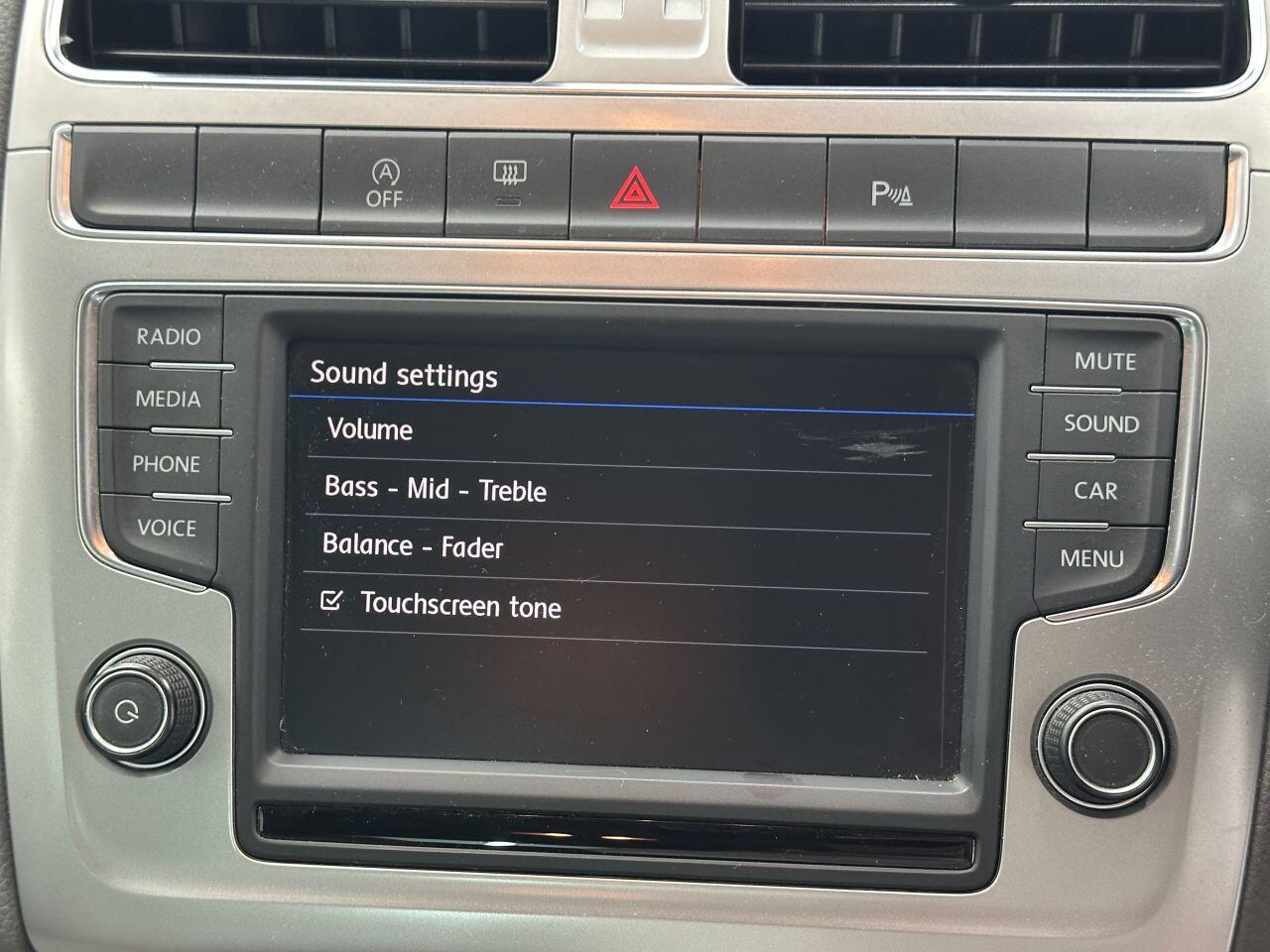 Volkswagen Polo - Image 30