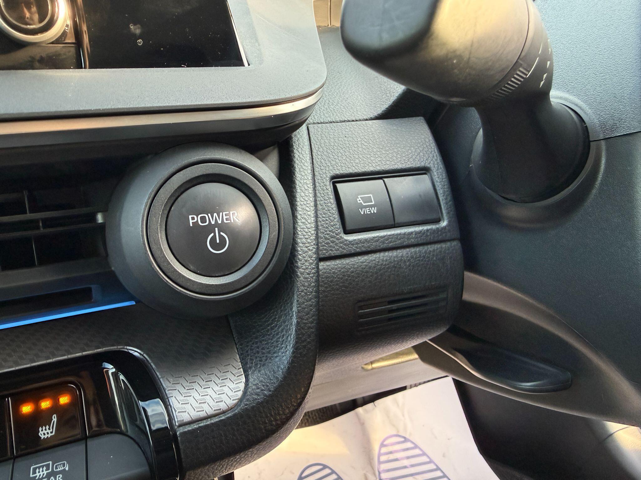 Toyota Prius - Image 61