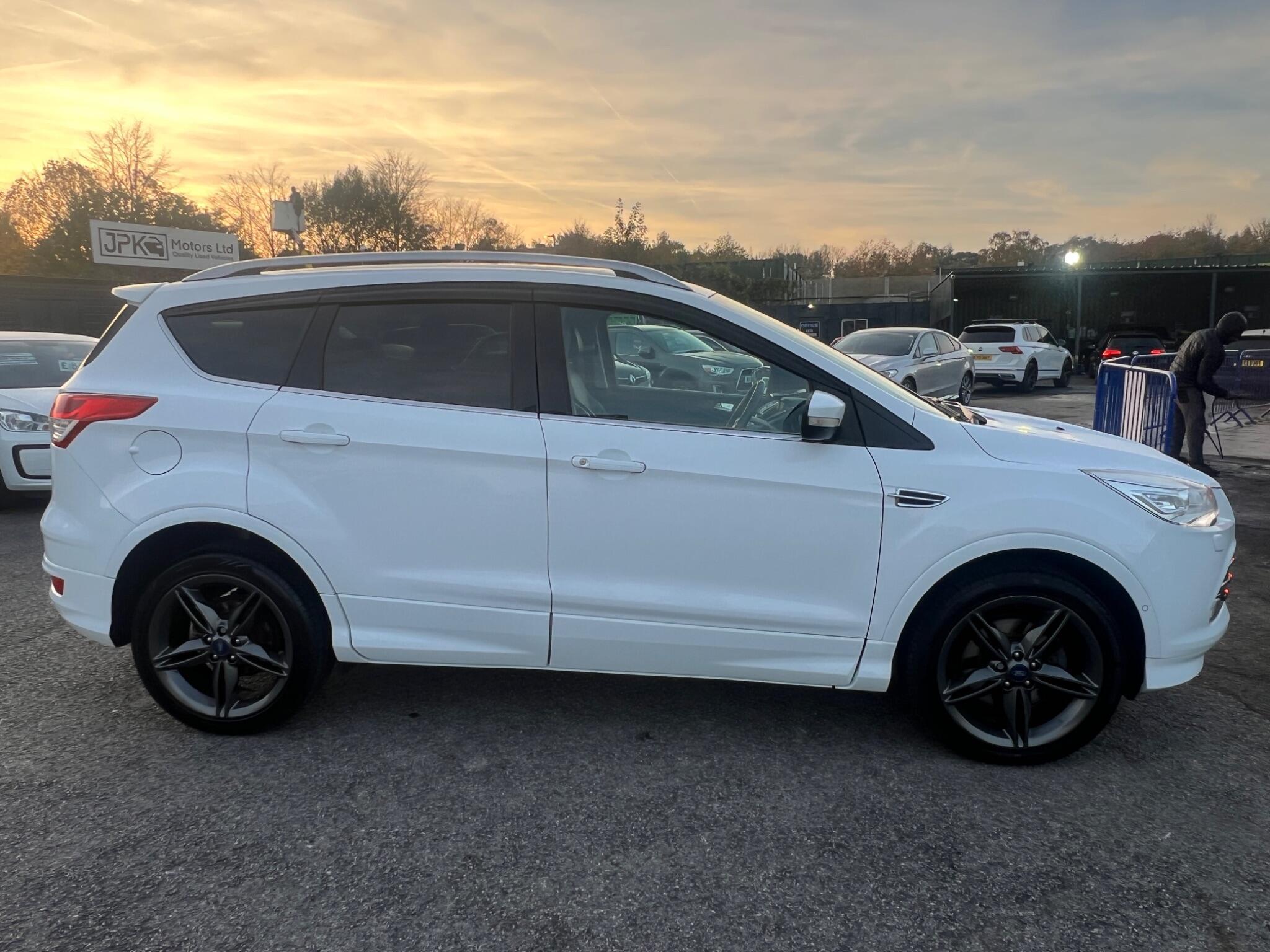 Ford Kuga - Image 9