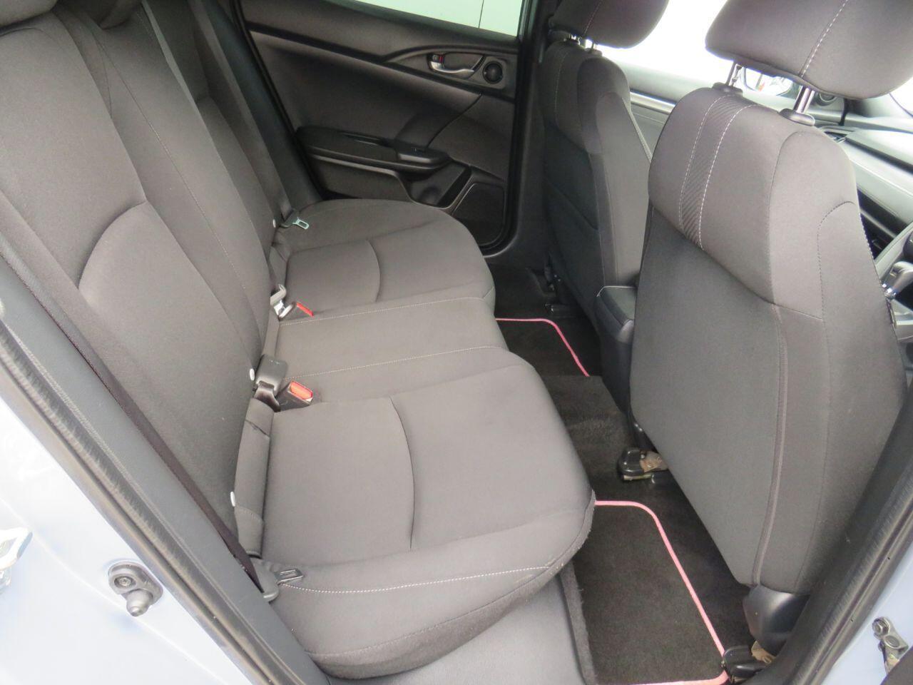 Honda Civic - Image 8