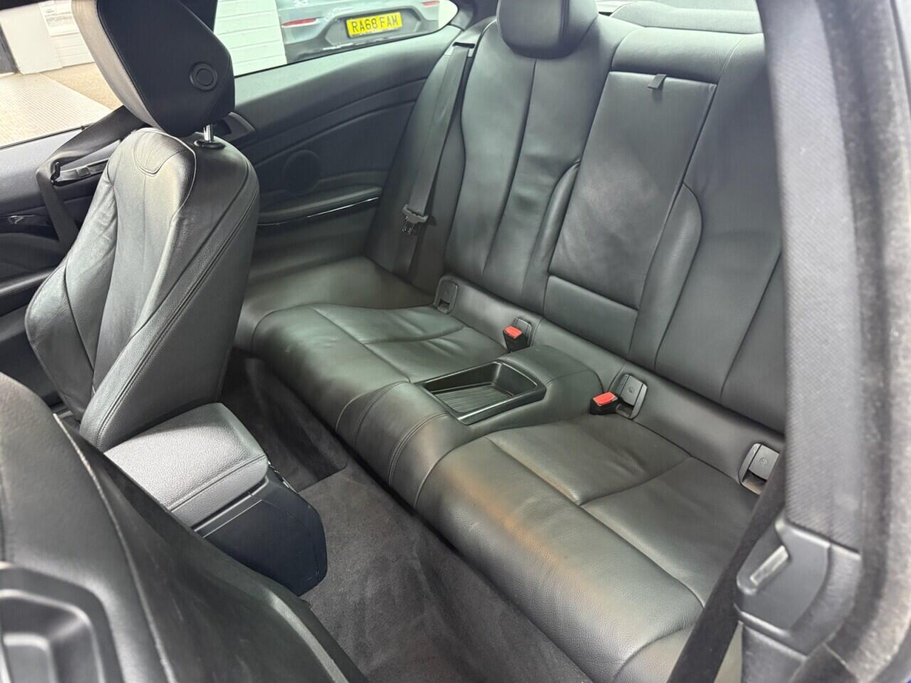 BMW 4 Series - Image 20