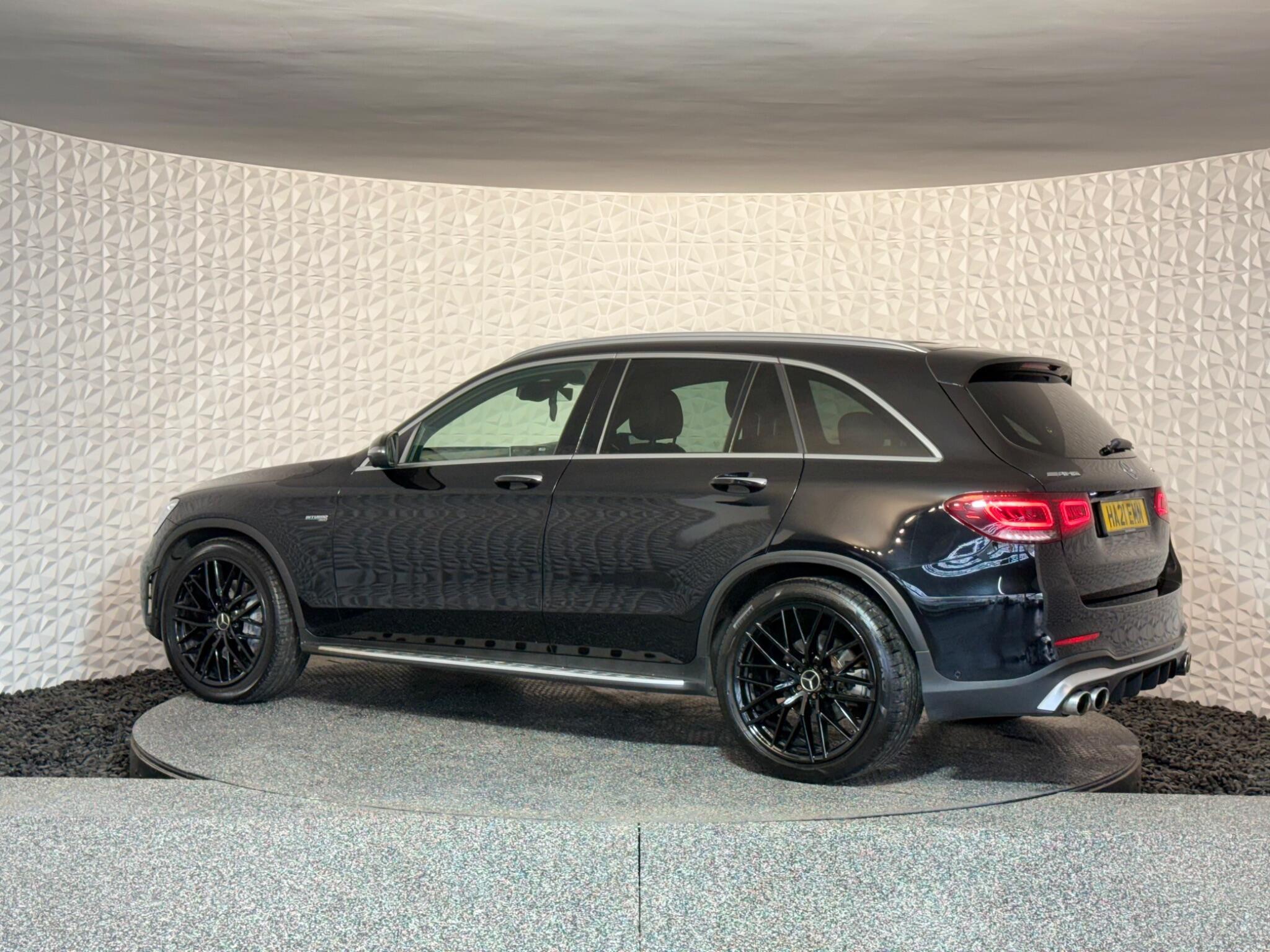Mercedes GLC - Image 16