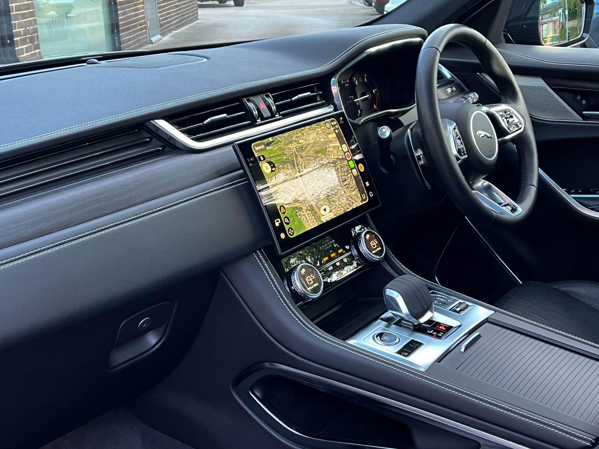 Jaguar F-Pace - Image 5