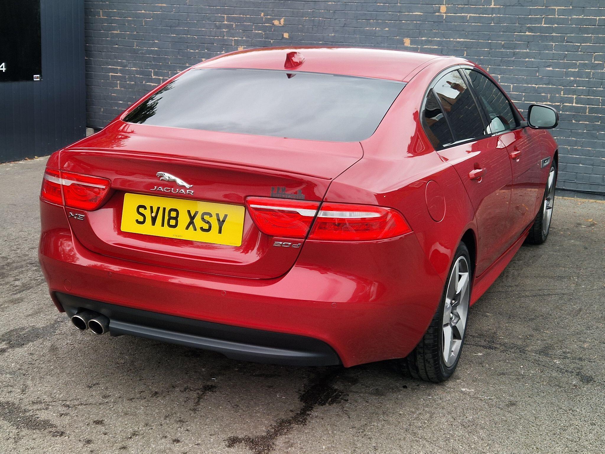 Jaguar XE - Image 10