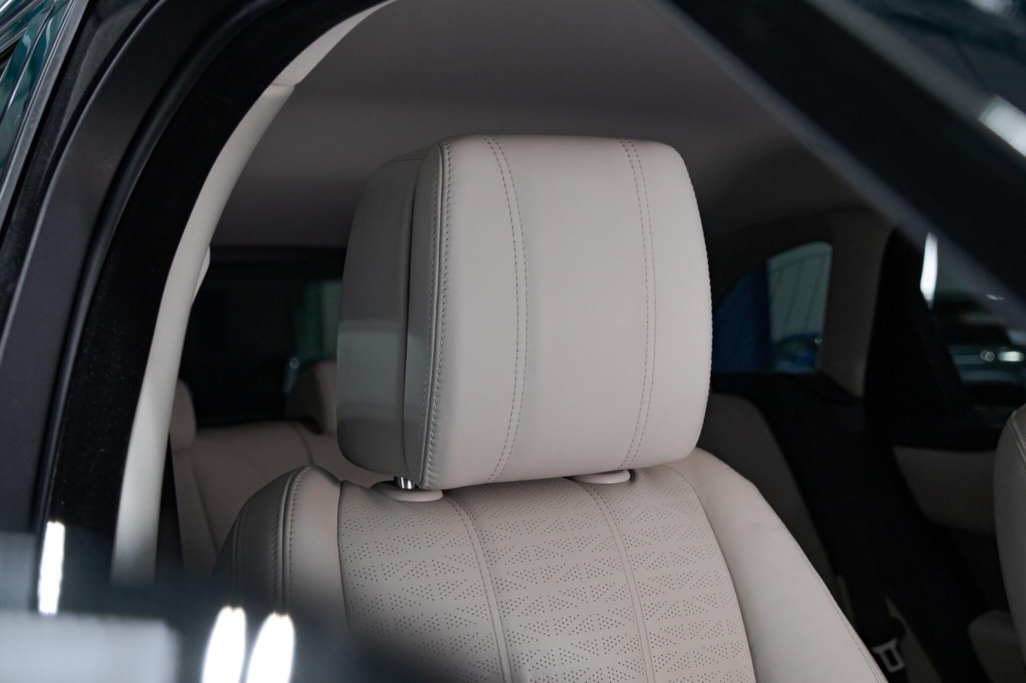 Land Rover Range Rover Velar - Image 51