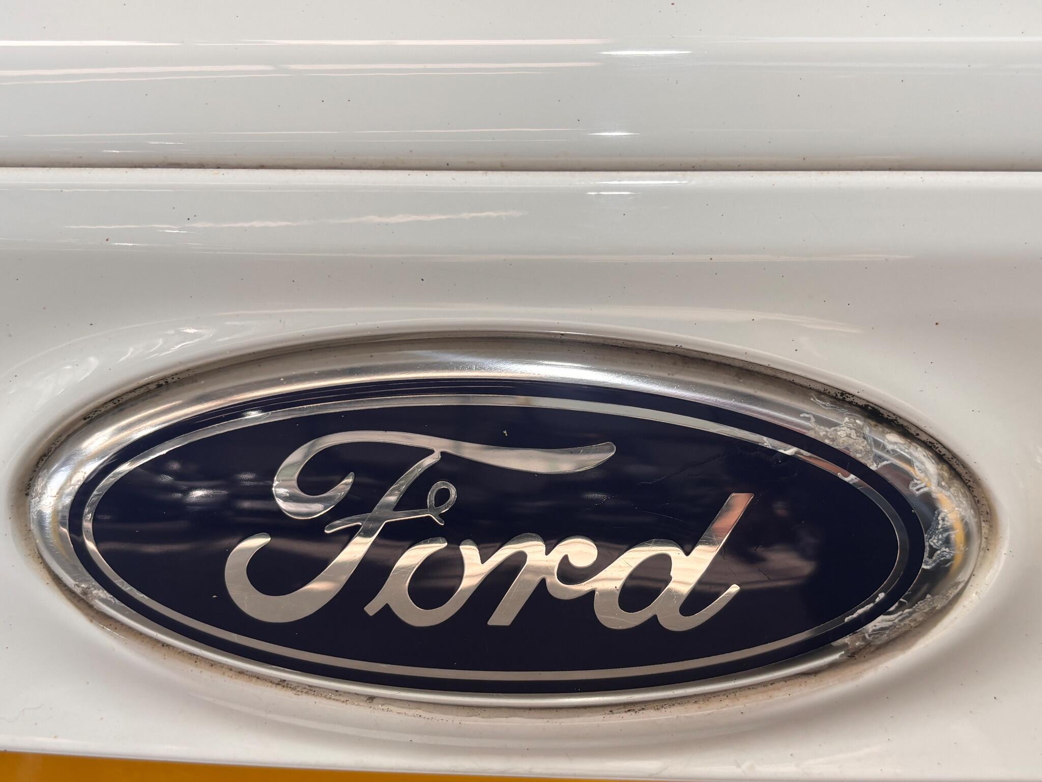 Ford Focus - Image 33