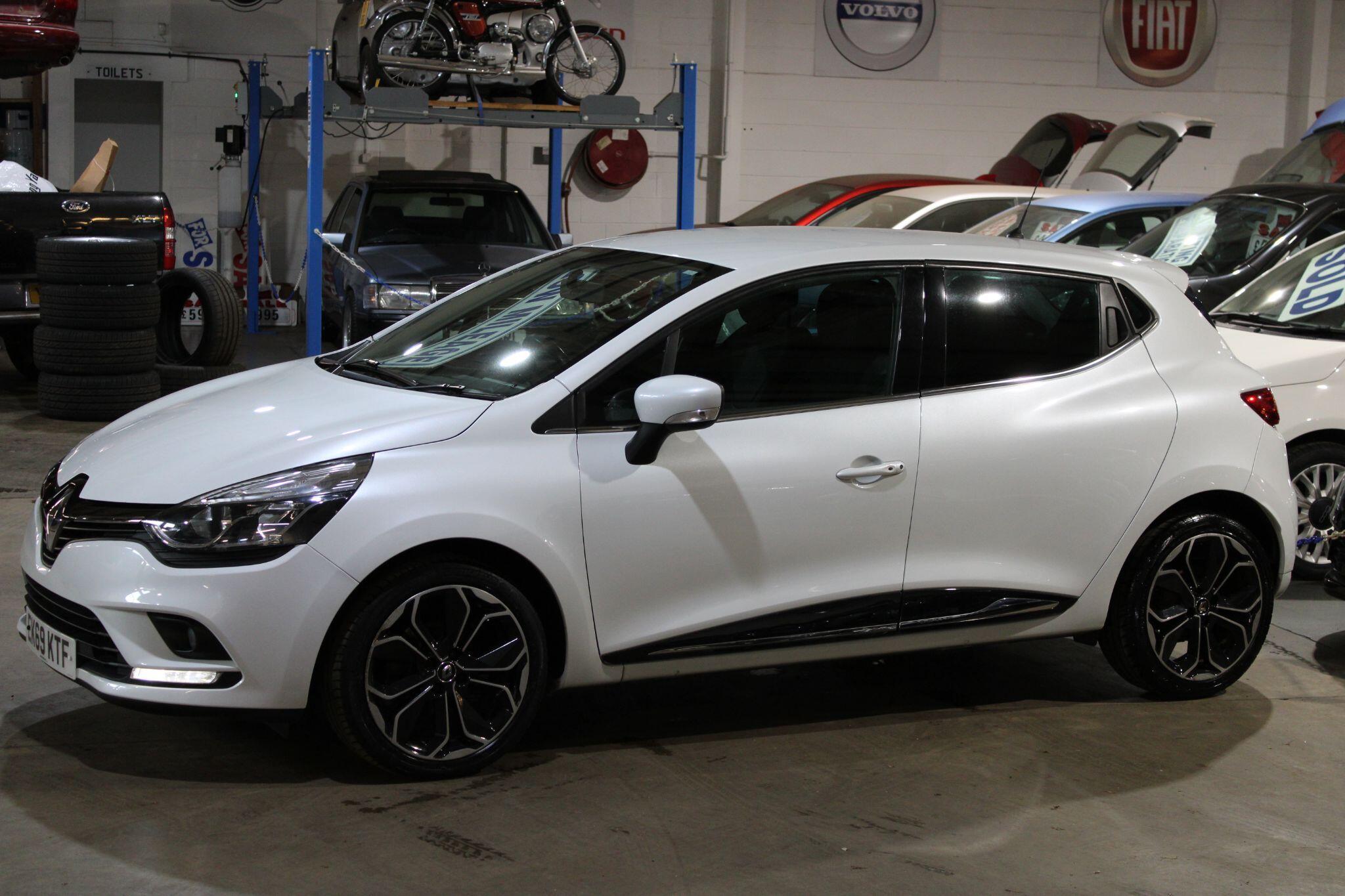 Renault Clio - Image 3