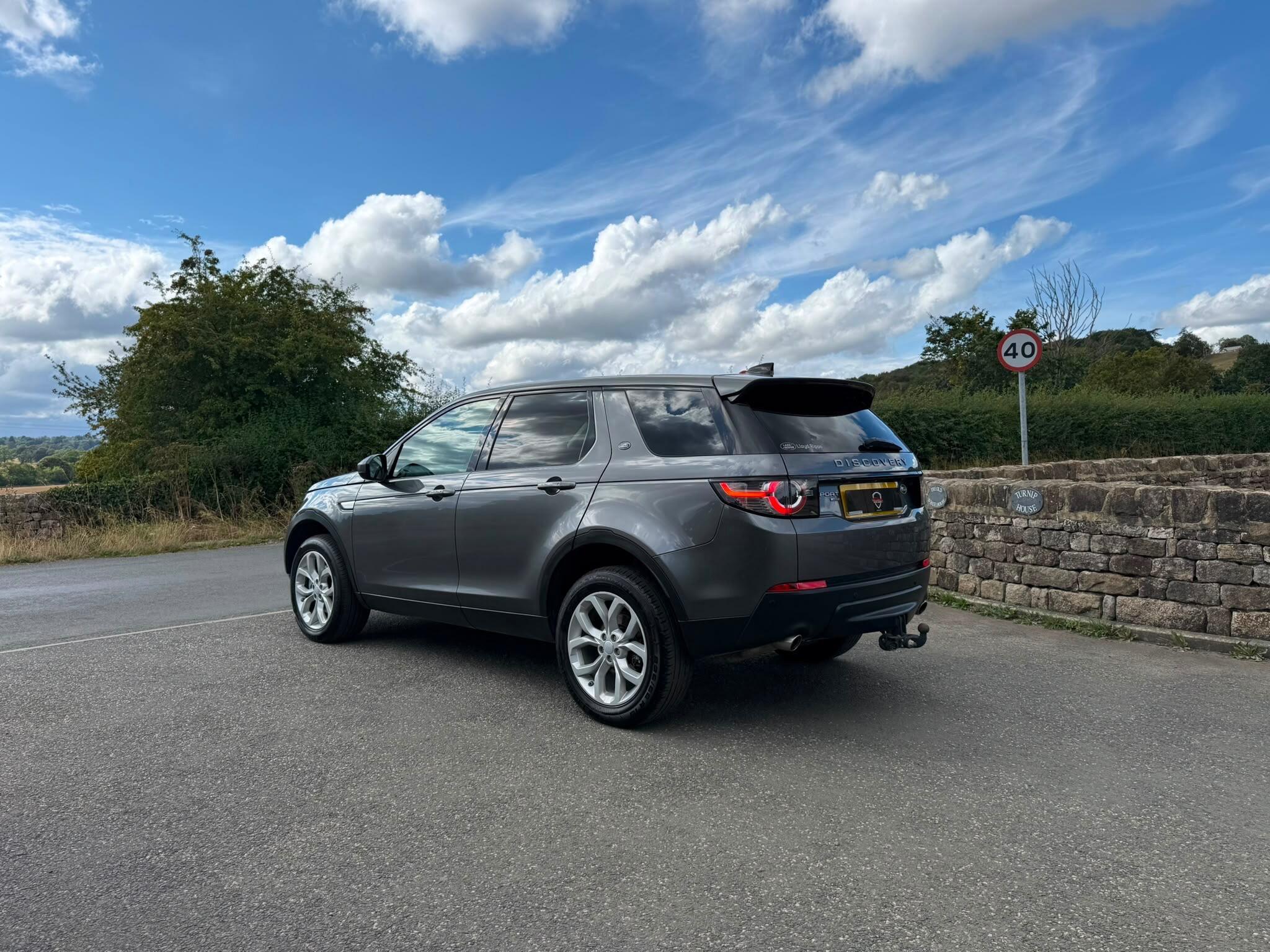 Land Rover DISCOVERY SPORT - Image 10