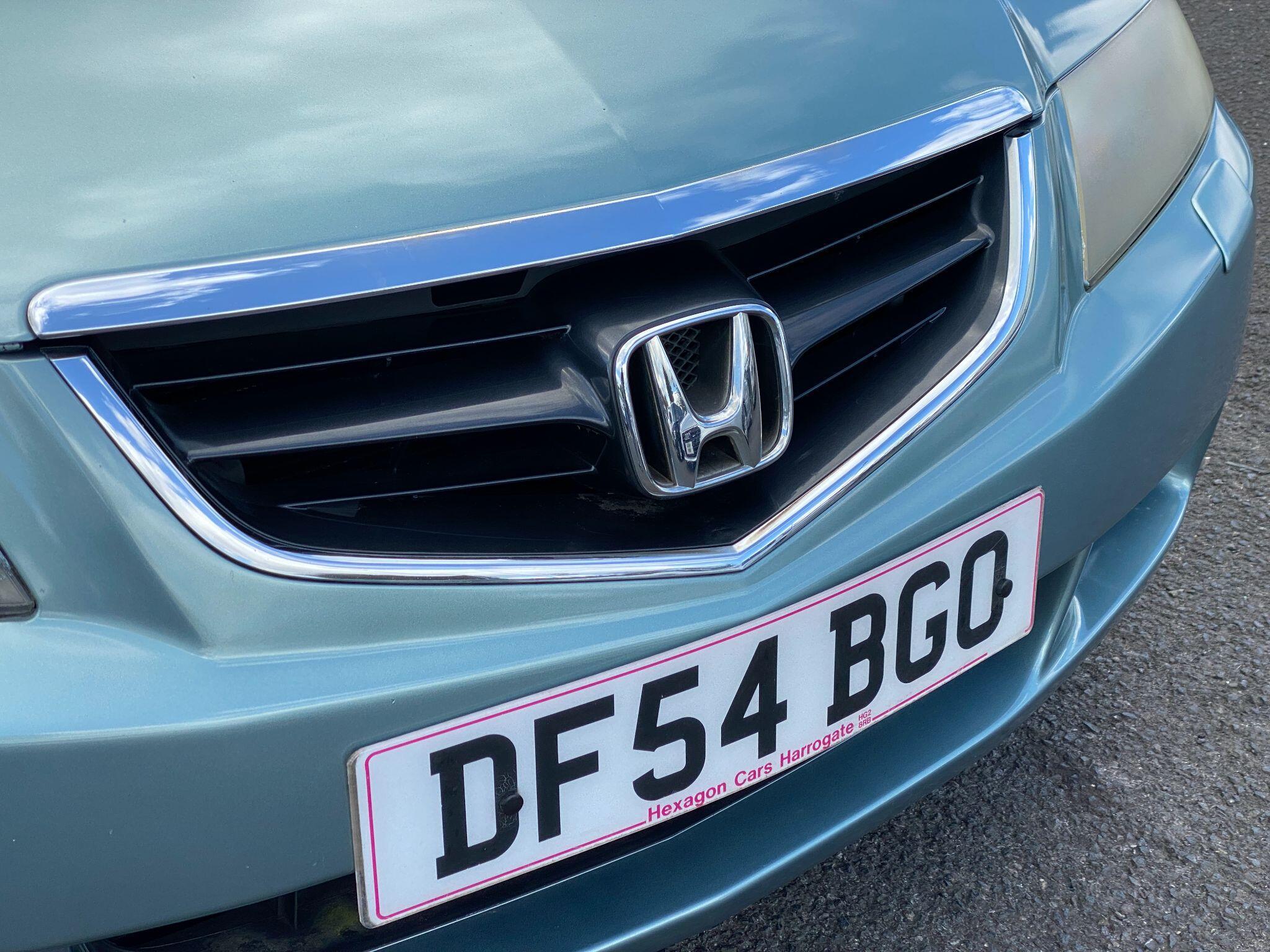 Honda Accord - Image 11