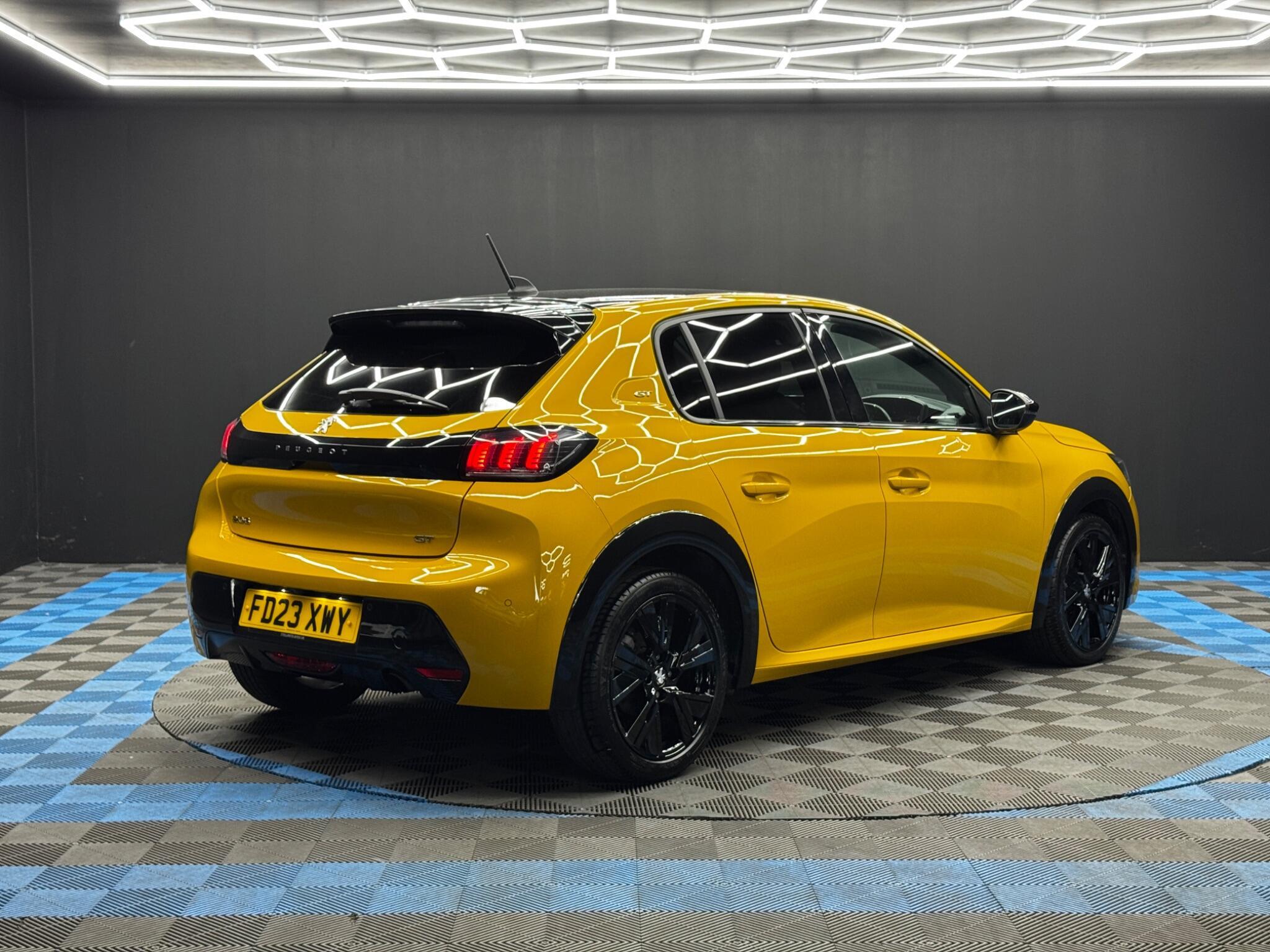 Peugeot 208 - Image 5