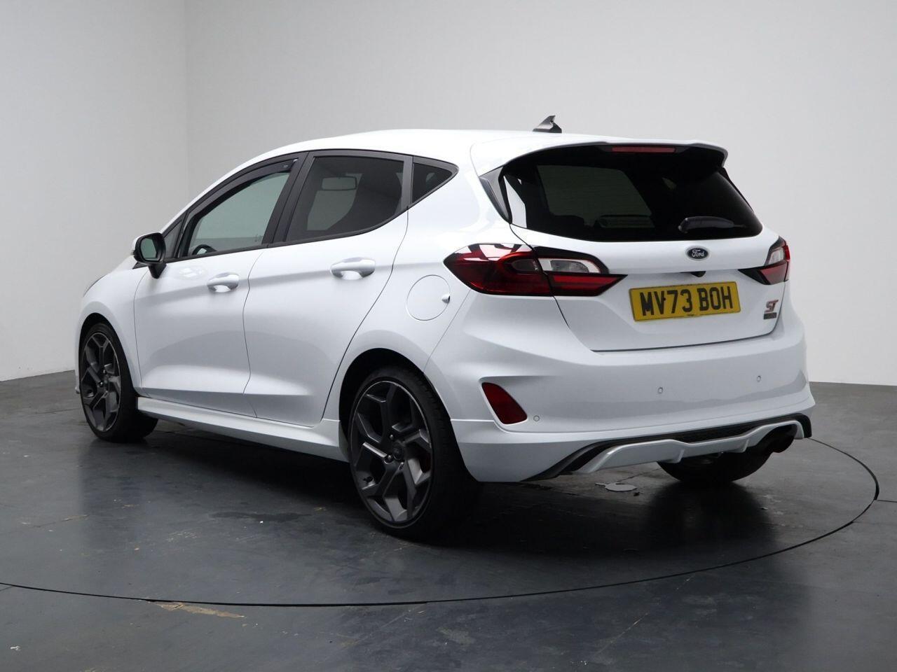 Ford Fiesta - Image 8