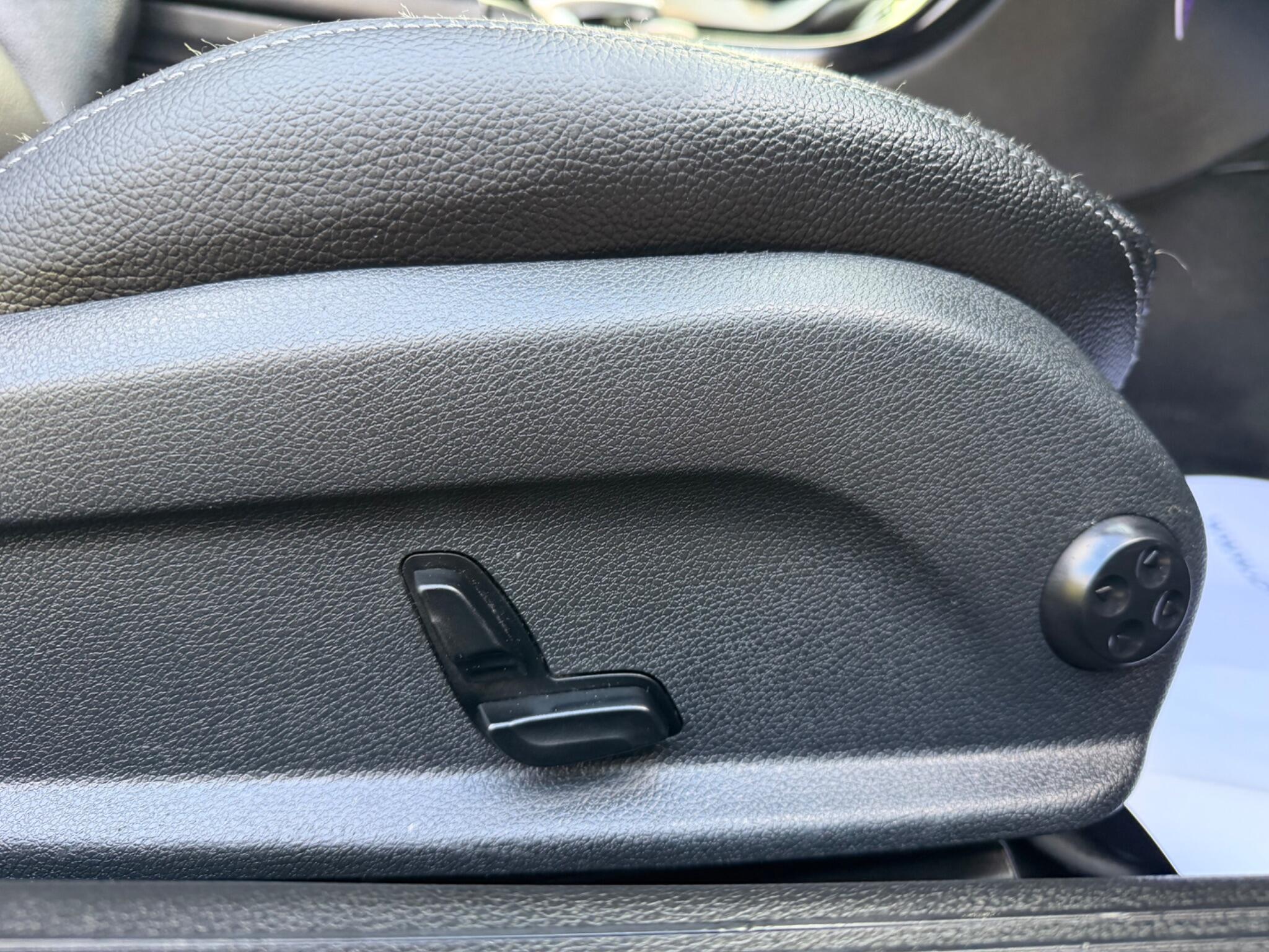 Mercedes C Class - Image 44