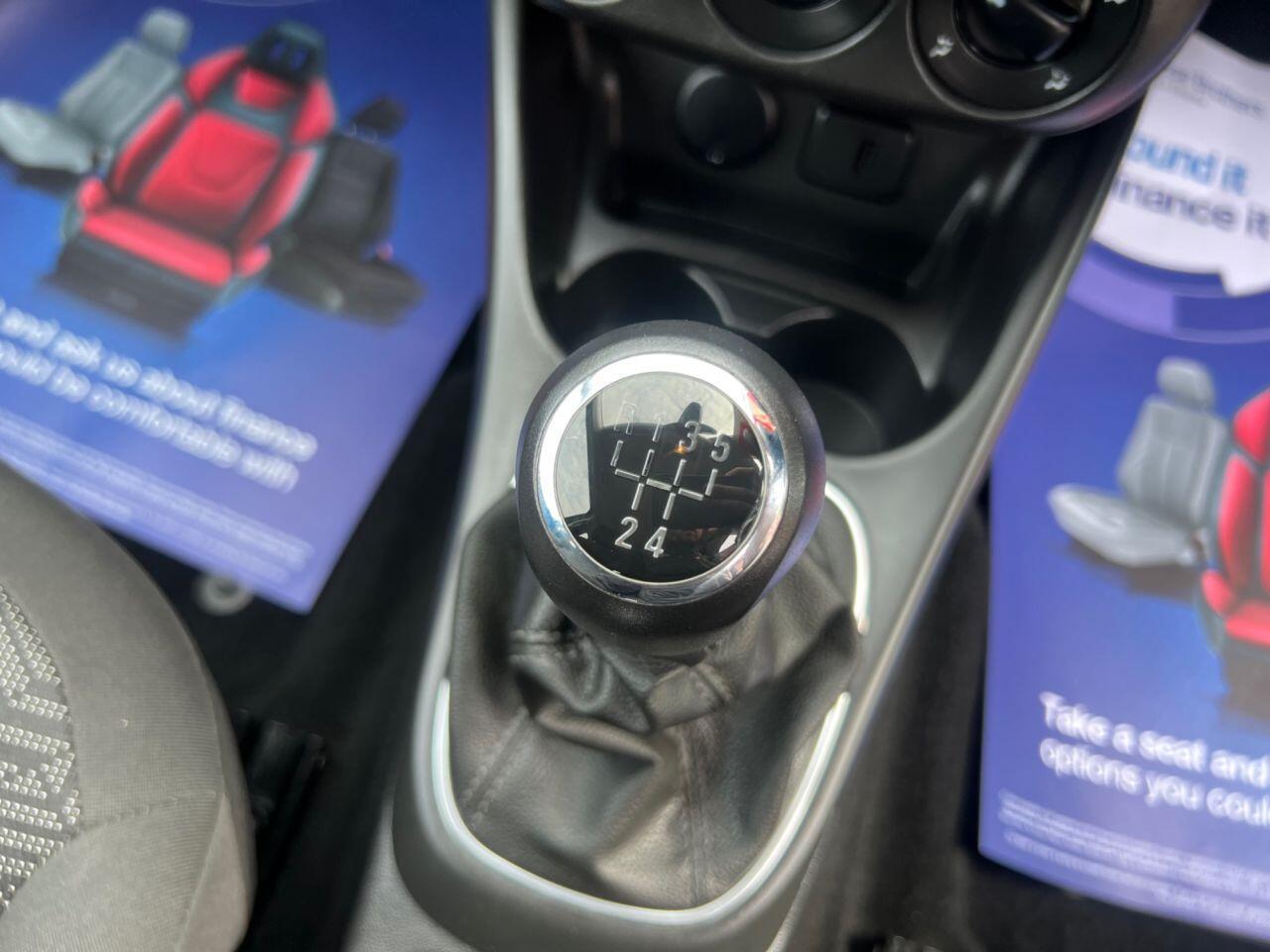 Vauxhall Corsa - Image 28
