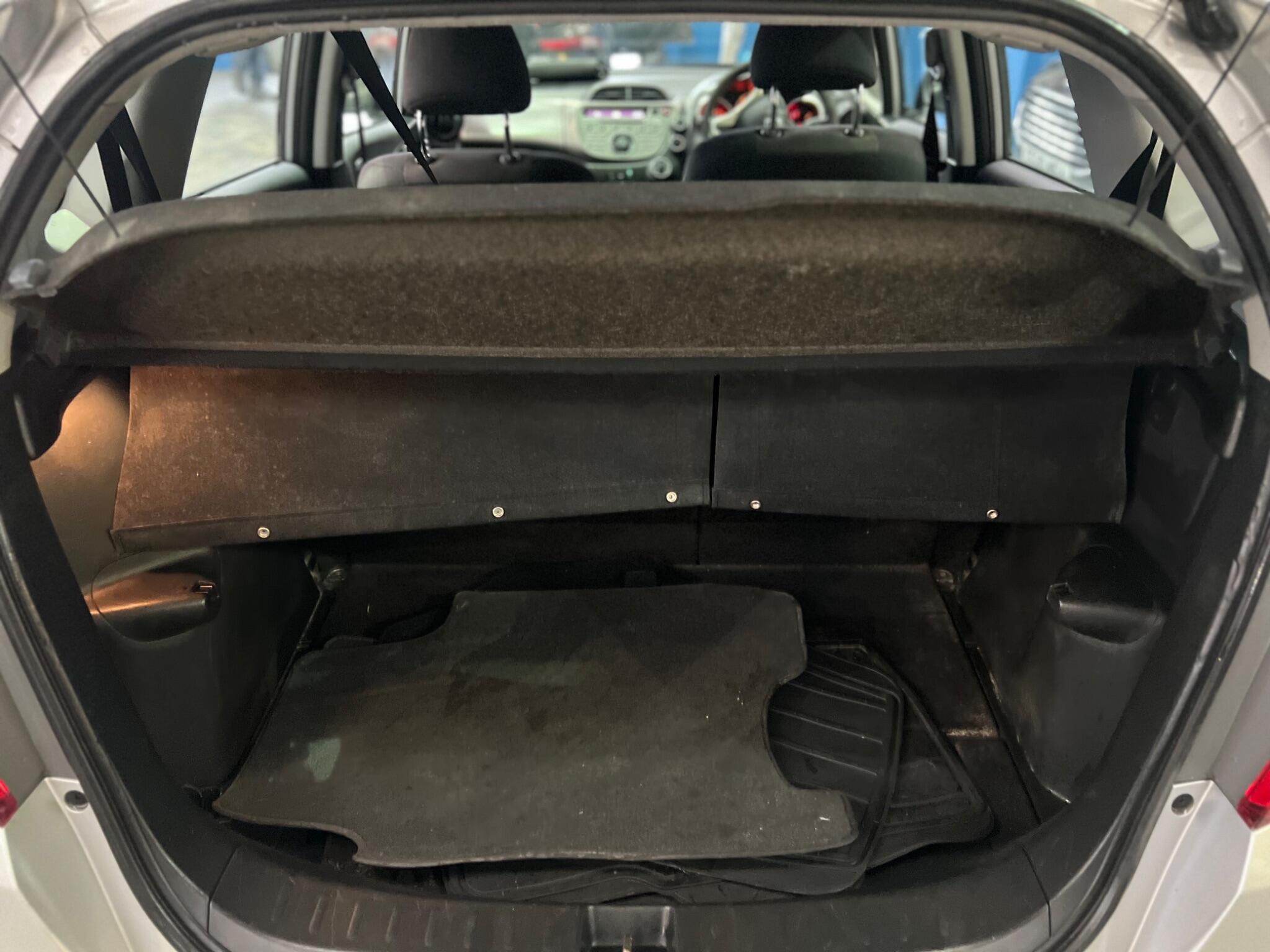 Honda Jazz - Image 12