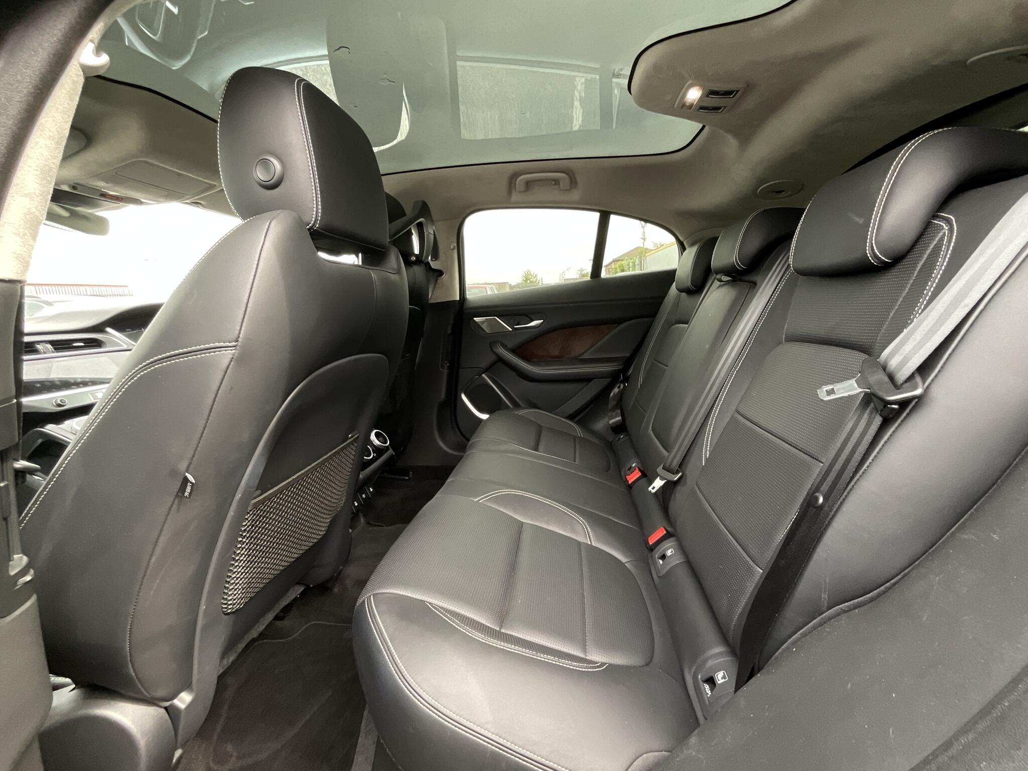 Jaguar I-Pace - Image 15