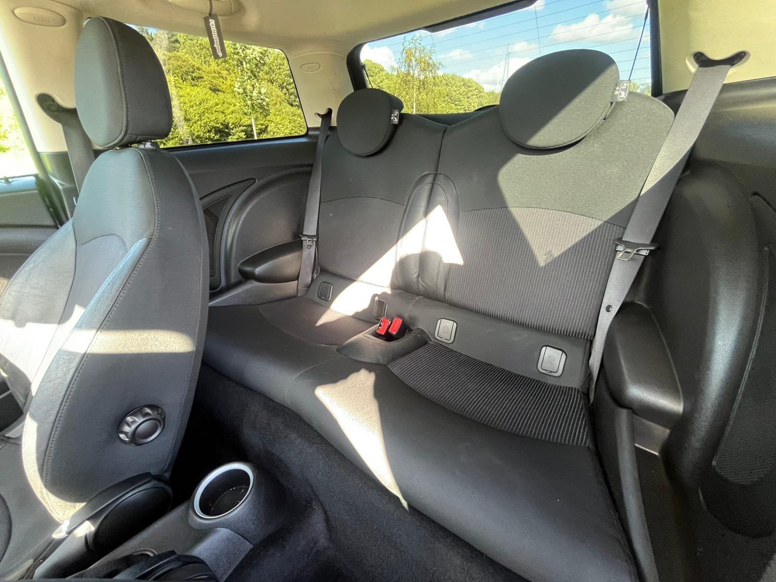 MINI Hatch - Image 9