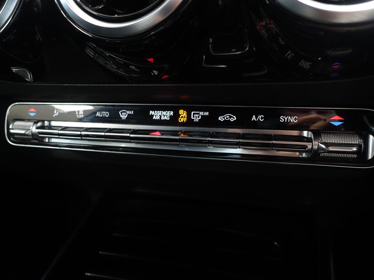 Mercedes-benz GLA - Image 32