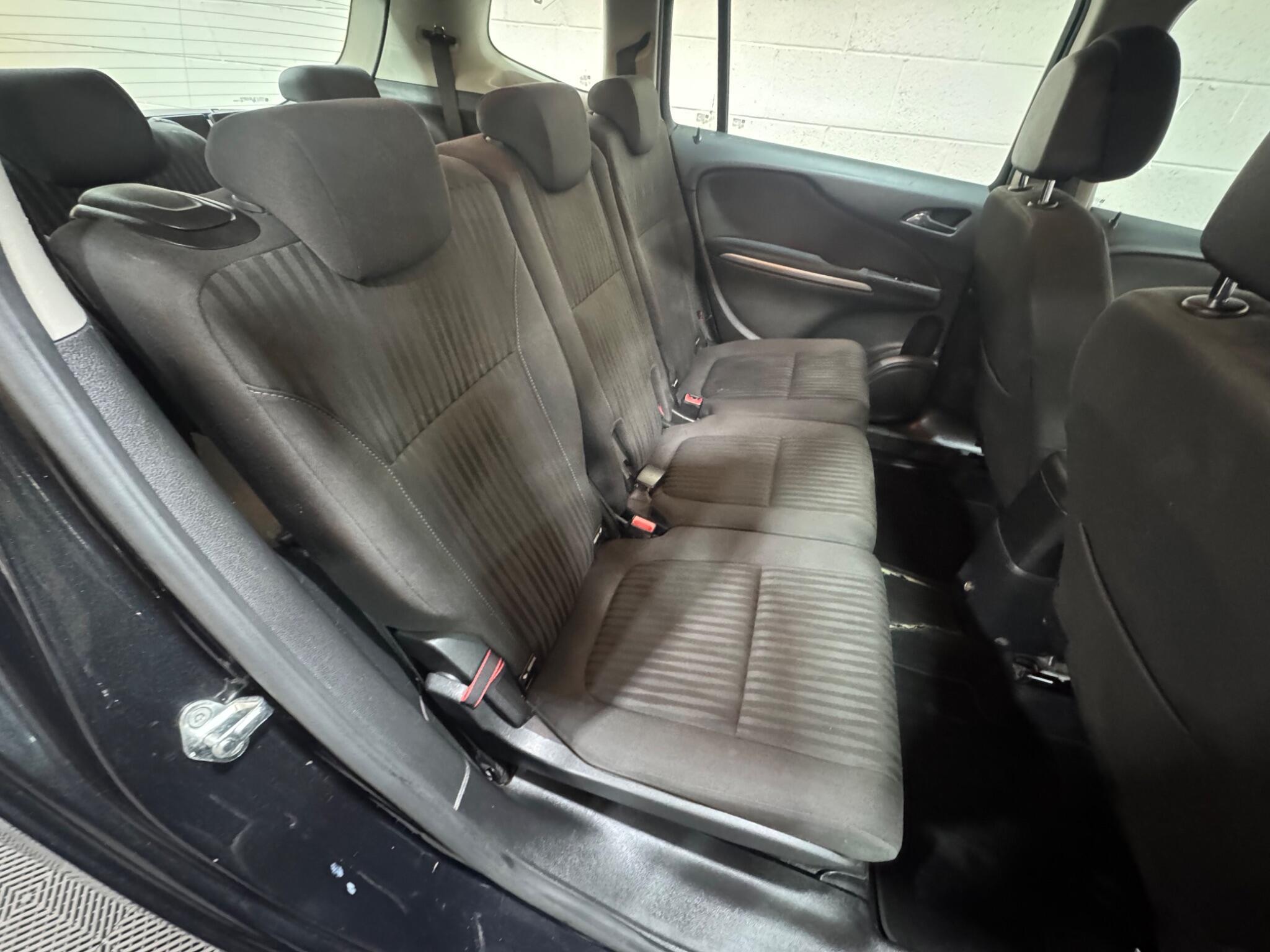 Vauxhall Zafira Tourer - Image 11